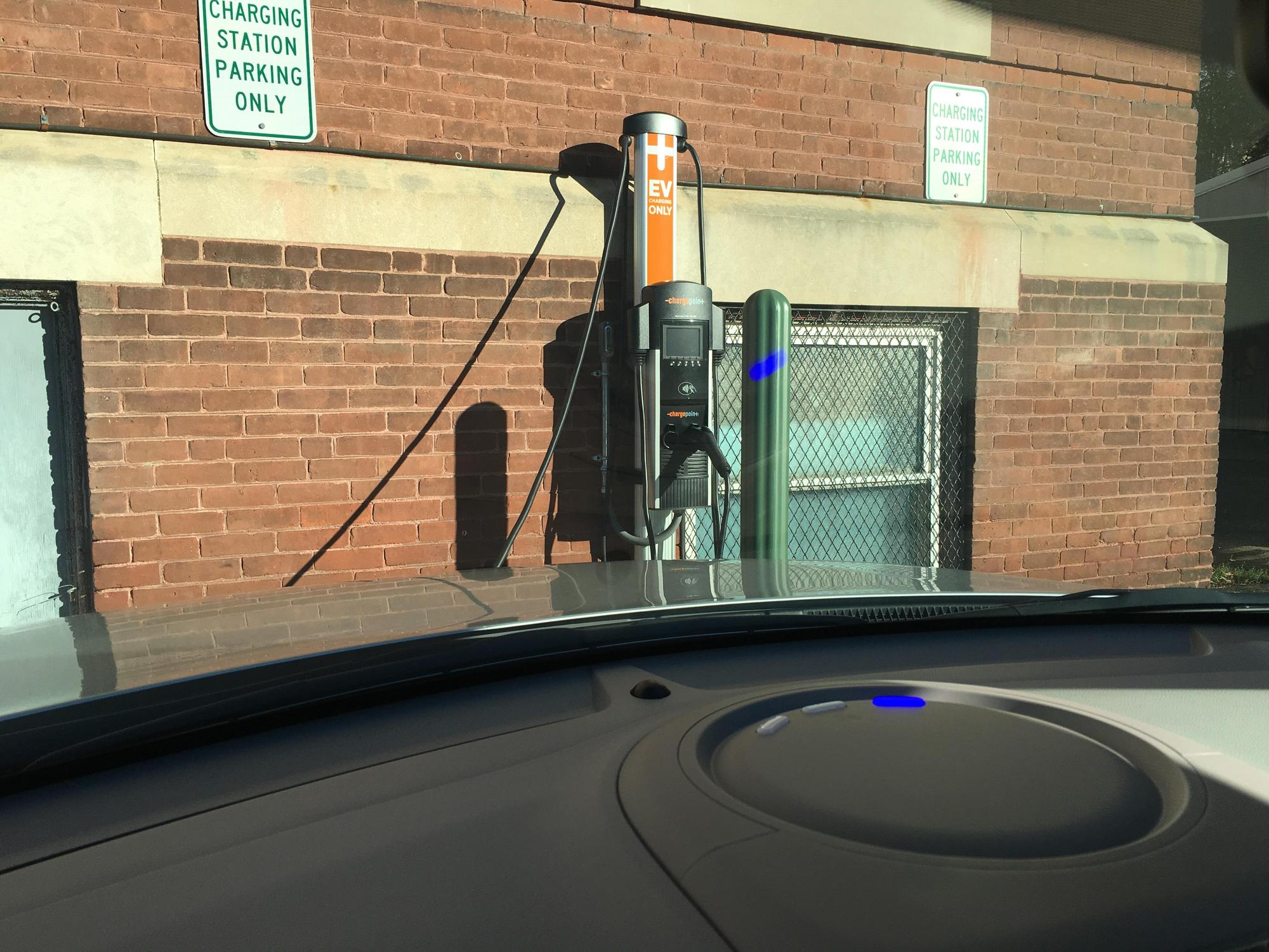 Hardwick Police Station Hardwick, MA EV Station