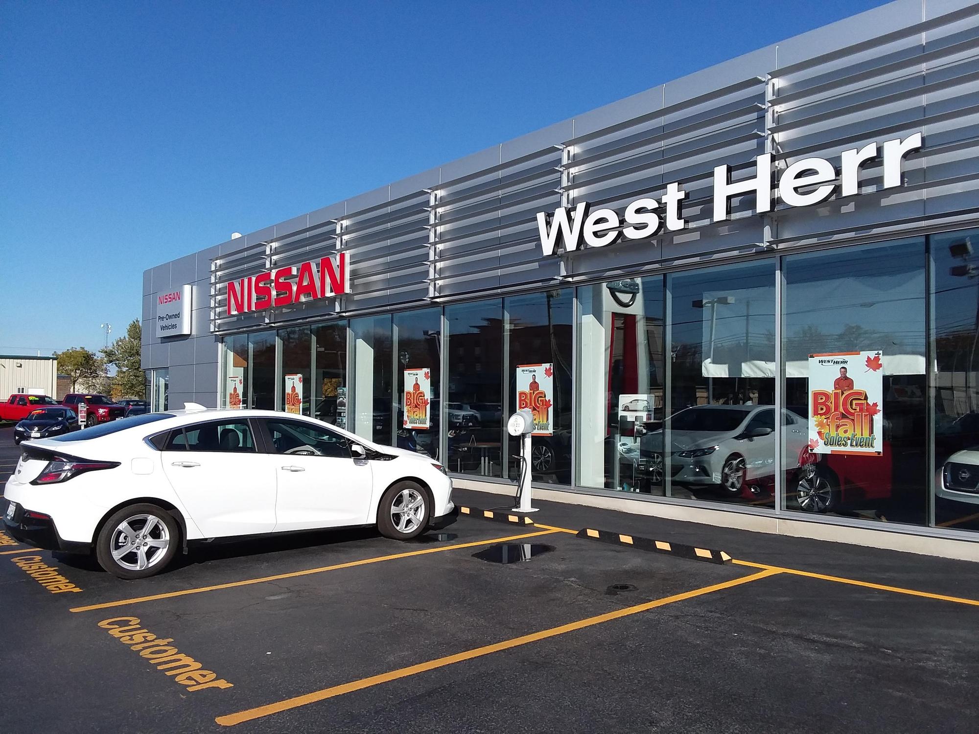 West Herr Nissan Lockport, NY EV Station