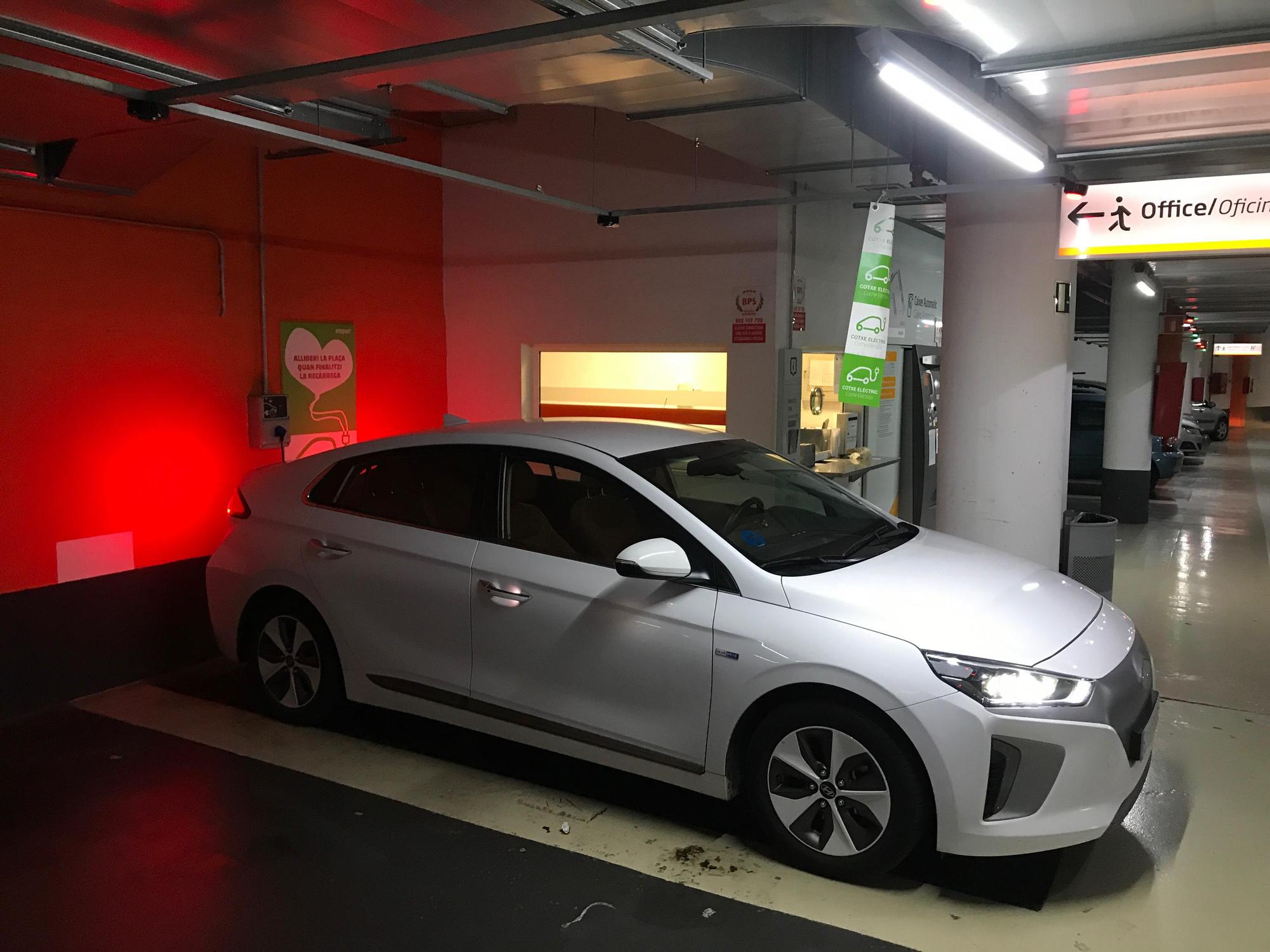 Parking Sancho de Ávila Calle de Zamora, 9492, 08018 Barcelona