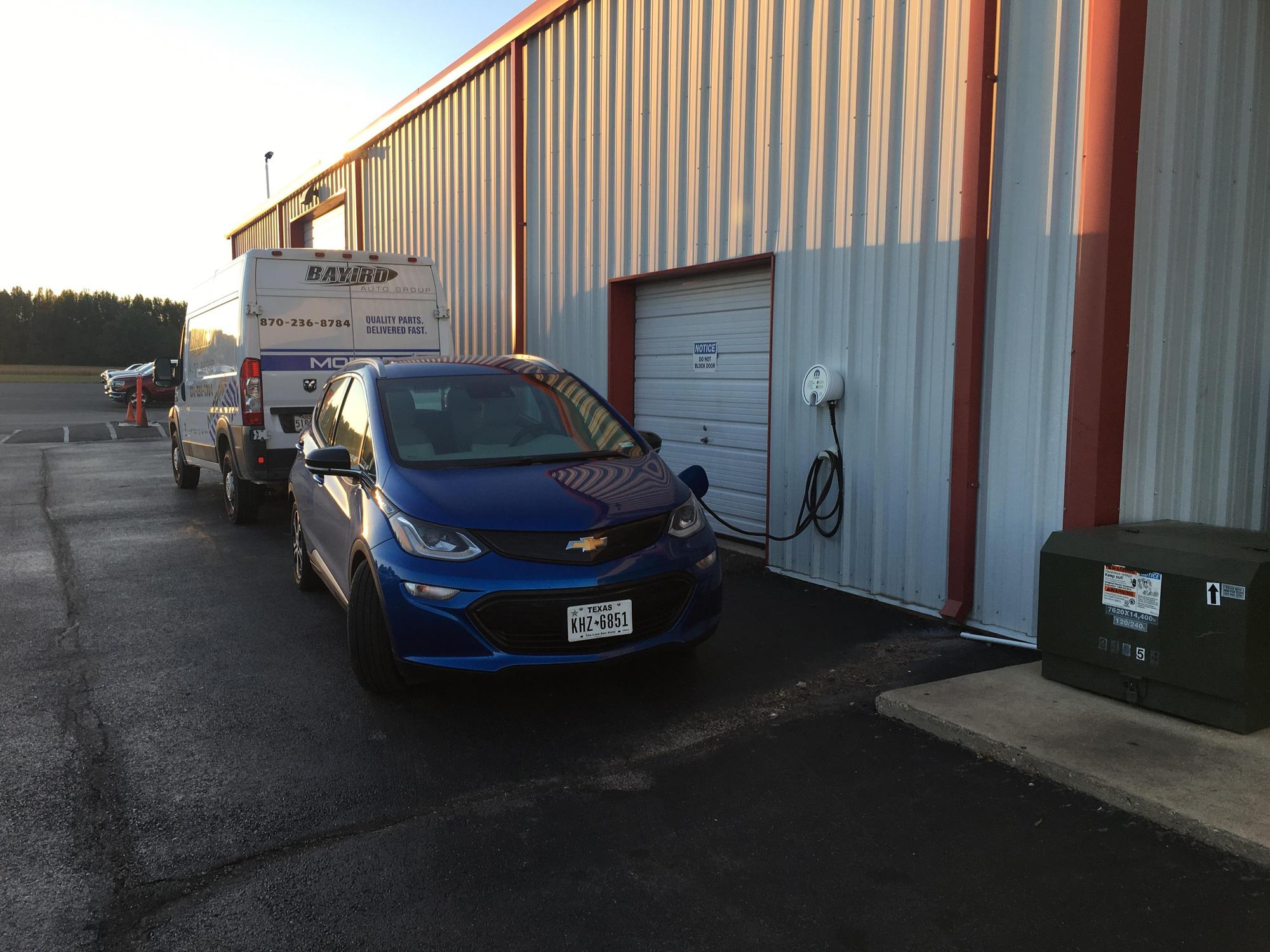 Bayird Dodge, Chrysler & Jeep Paragould, AR EV Station