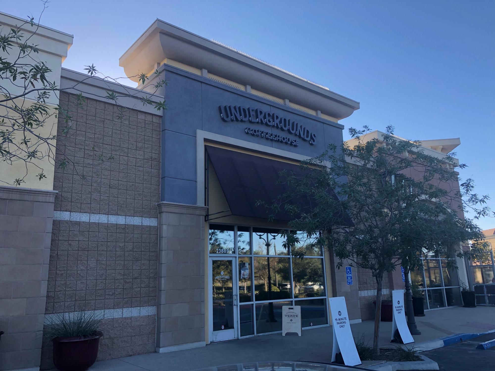 Bridgeport Marketplace Santa Clarita, CA EV Station