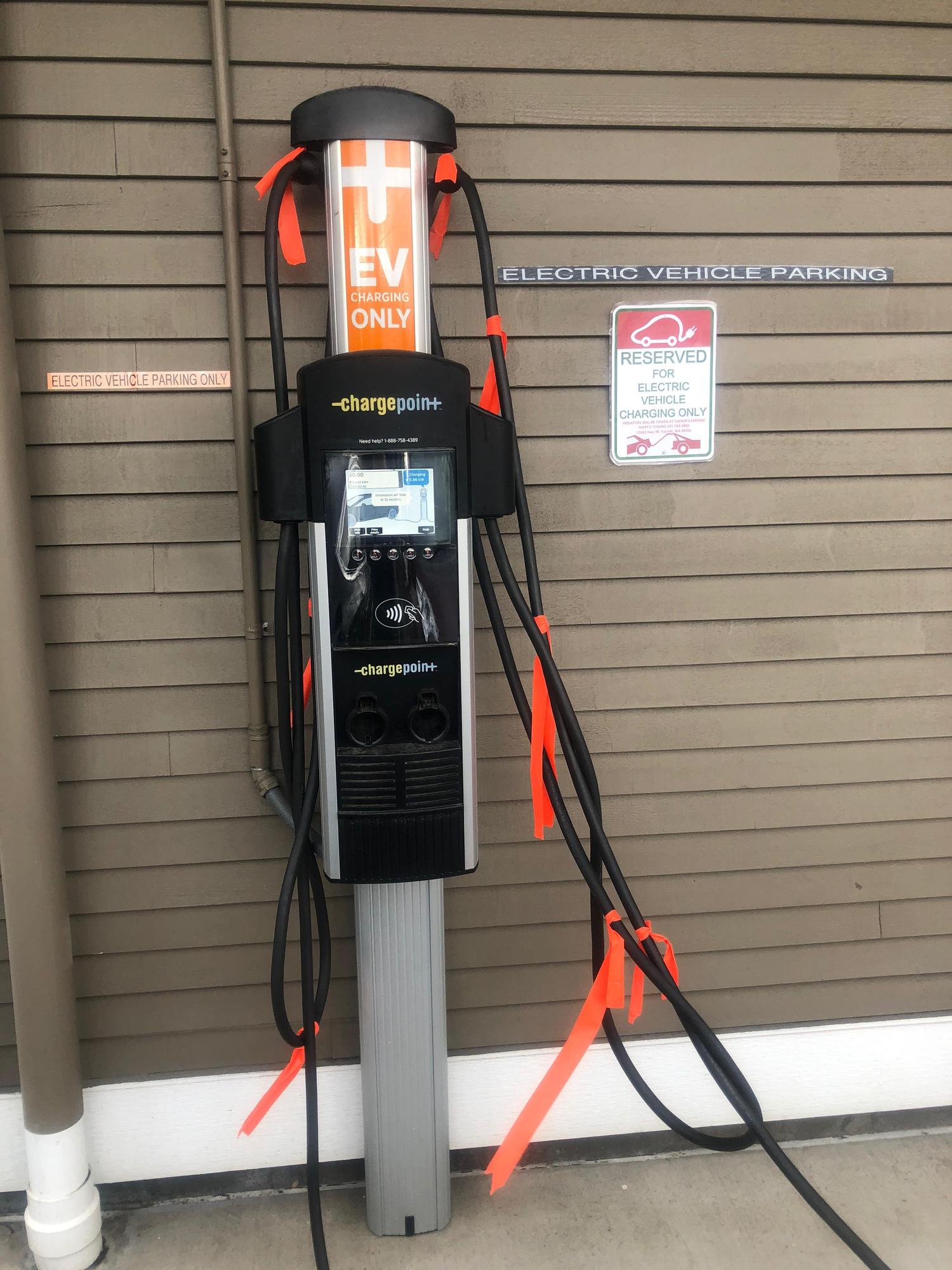 Harbour Pointe Shopping Center Mukilteo, WA EV Station