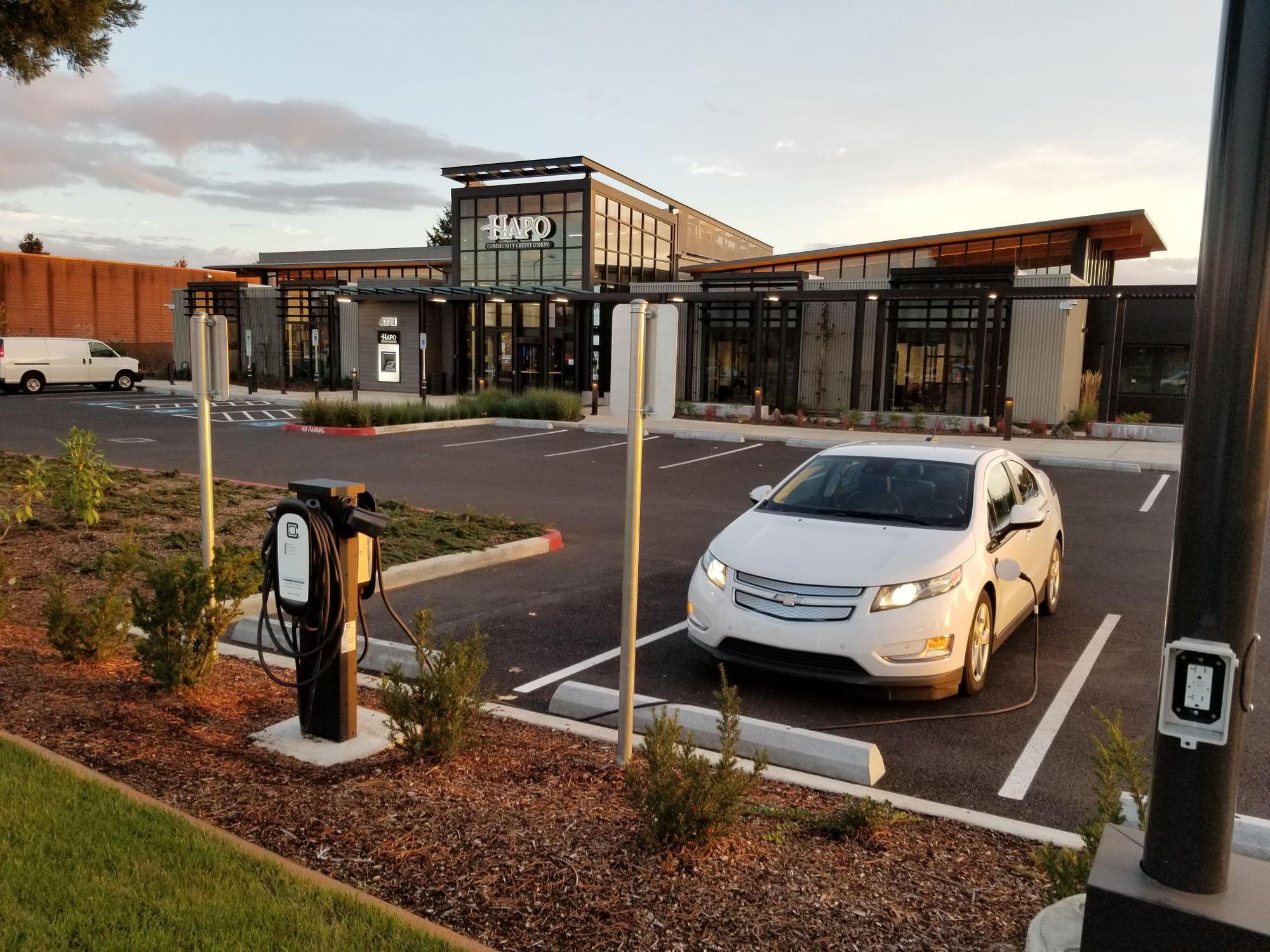 Hapo Community Credit Union Vancouver, WA EV Station