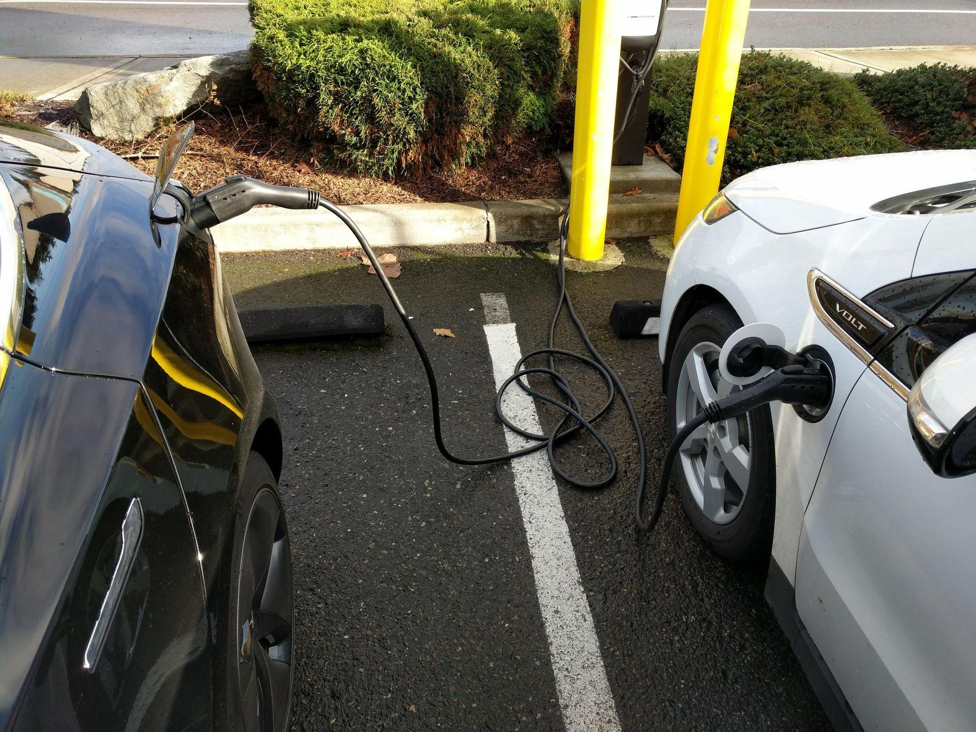 Grand Mound Liquor Rochester, WA EV Station