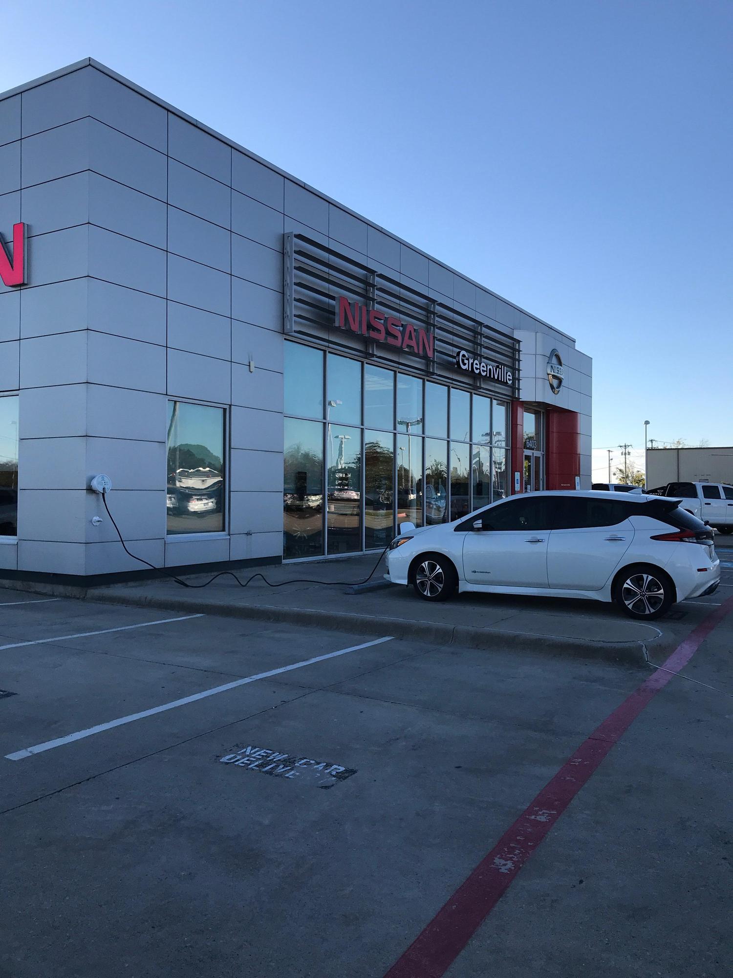 Crown Nissan Of Greenville Greenville Sc 82 - l95y79e