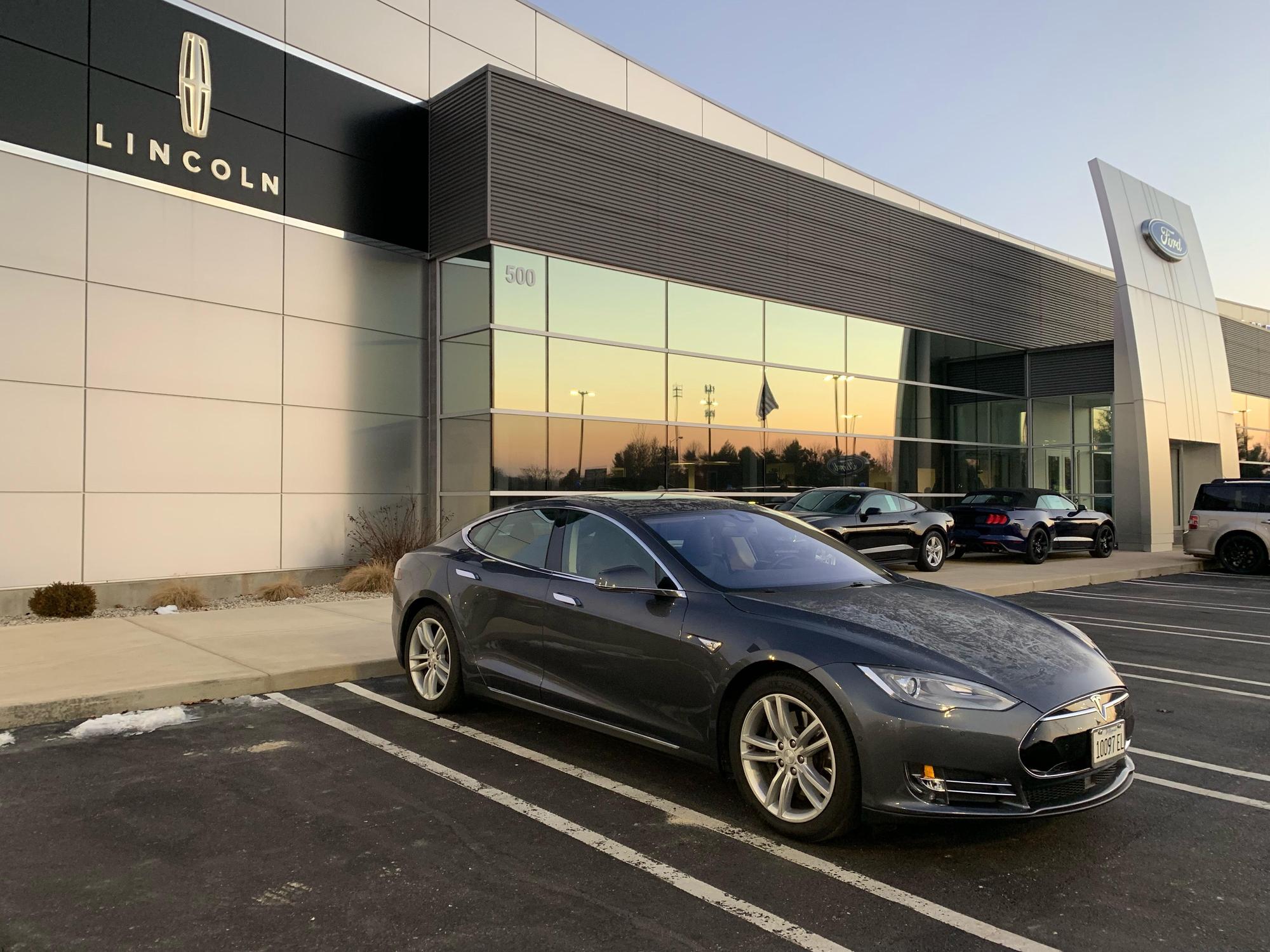 Midland Ford Midland, MI EV Station