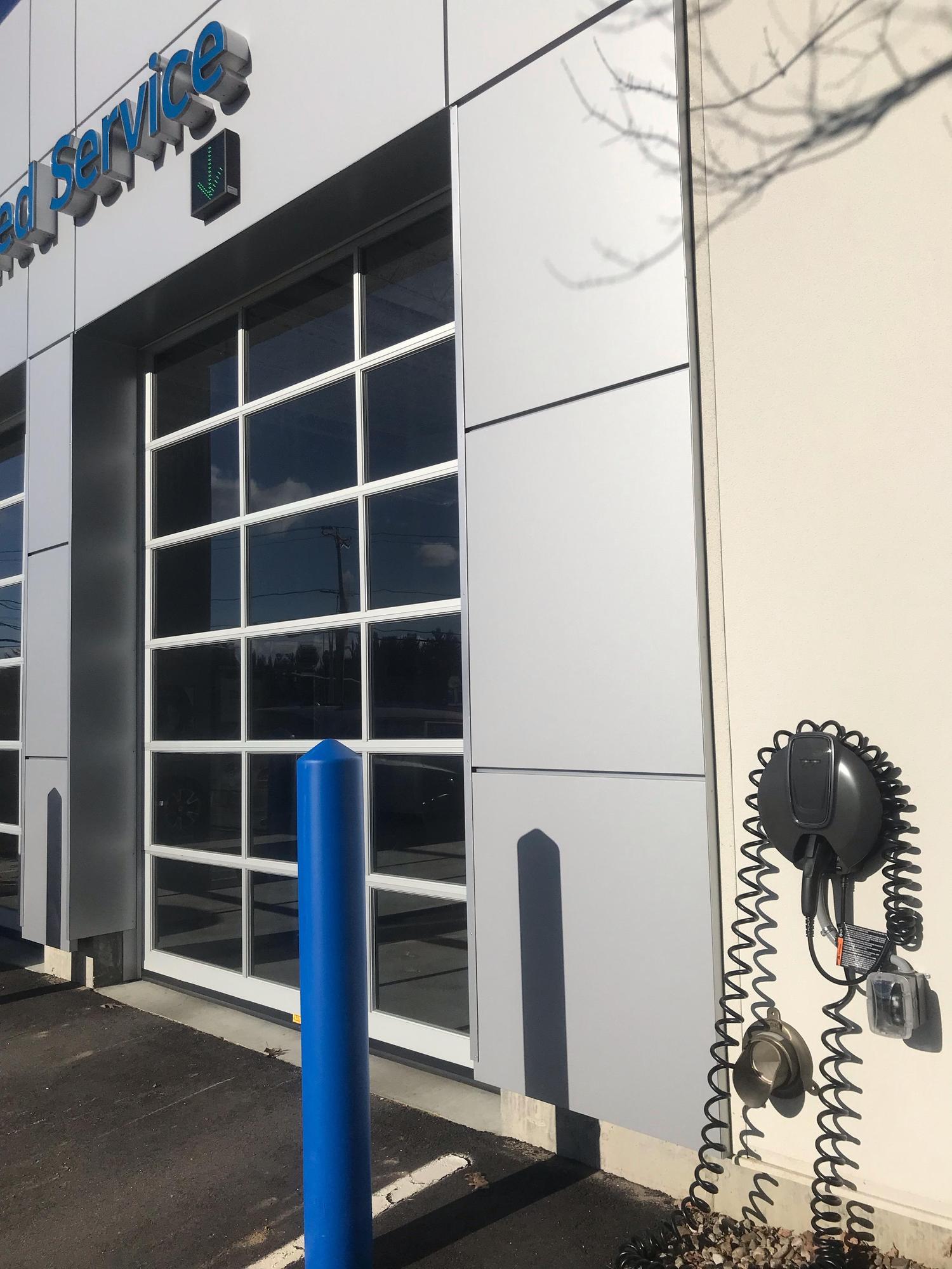 Ron Currier’s Hilltop Chevrolet Somersworth, NH EV Station