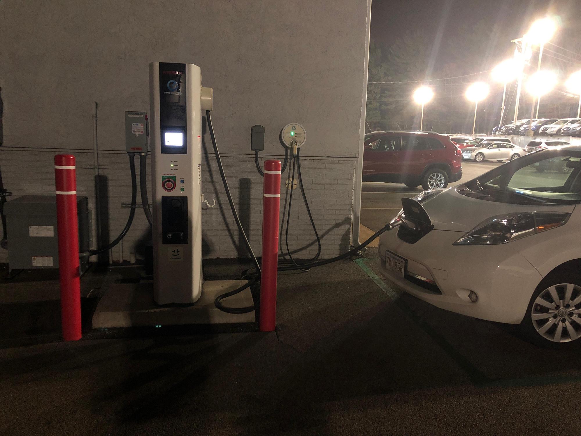 Sullivan Brothers Nissan Kingston, MA EV Station