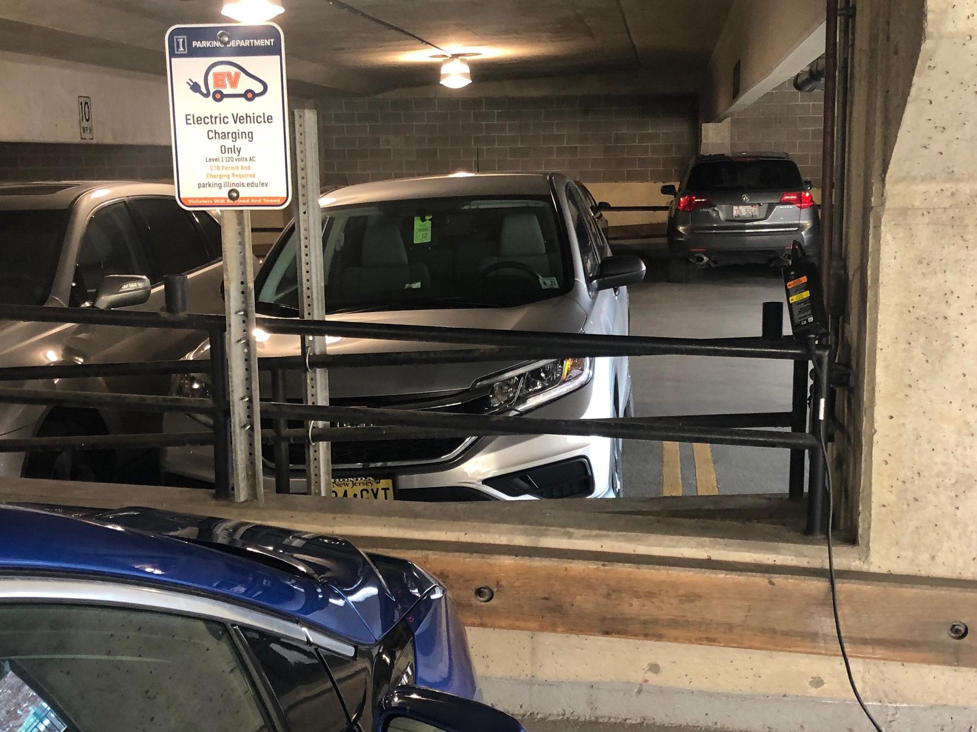UIUC C10 Parking Deck Champaign, IL EV Station