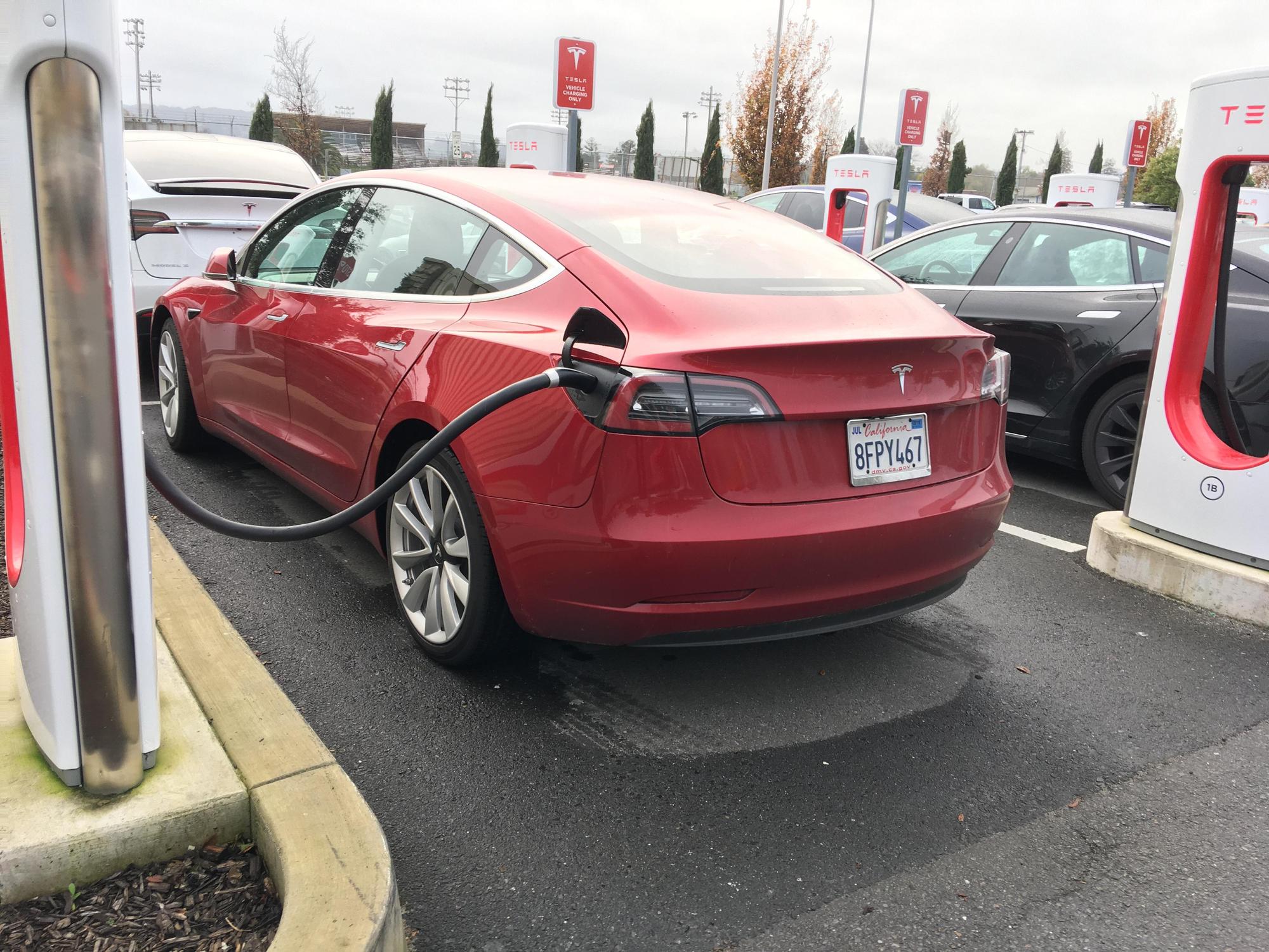 East Washington Place Sprouts Farmers Market Petaluma, CA EV Station