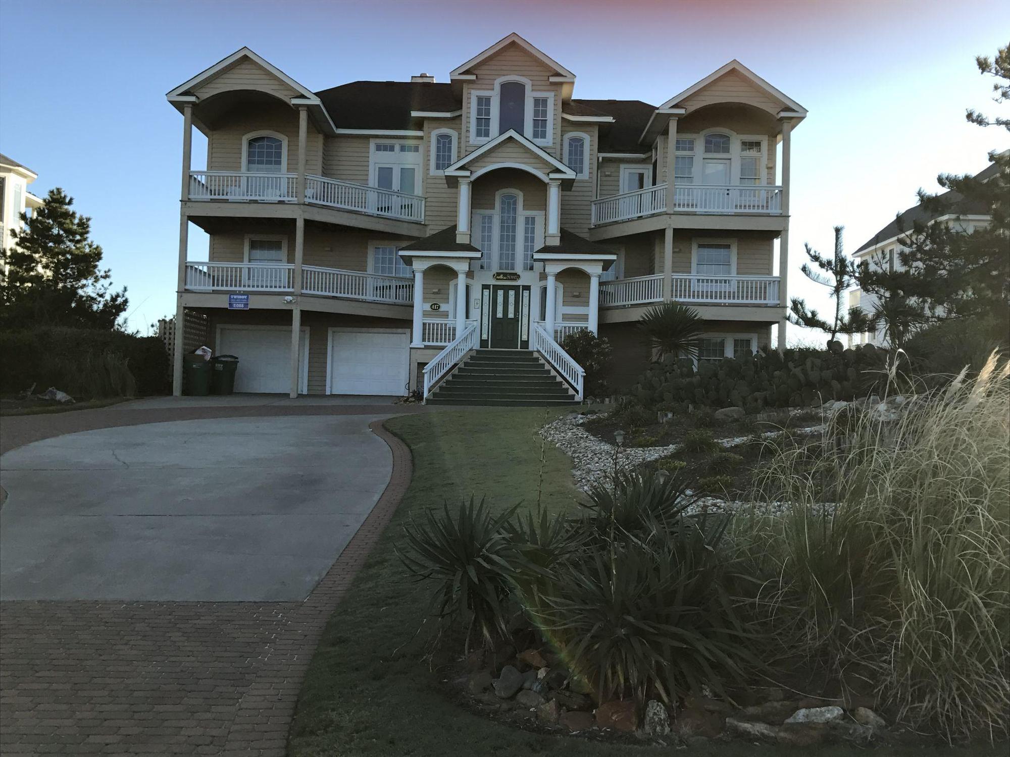 Endless Summer Rental Home Corolla, NC EV Station