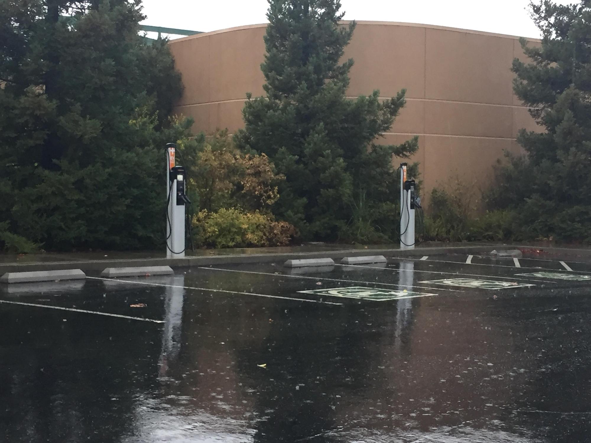 Bio Rad Laboratories Hercules, CA EV Station