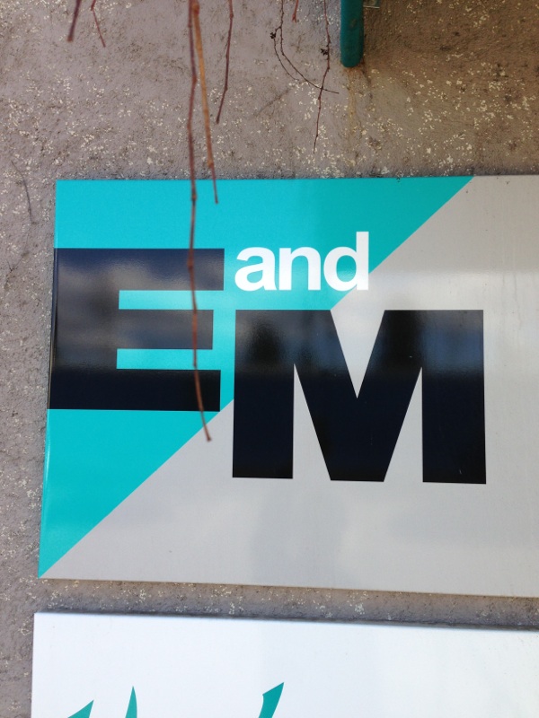 E & M Electric and Machinery Healdsburg, CA EV Station