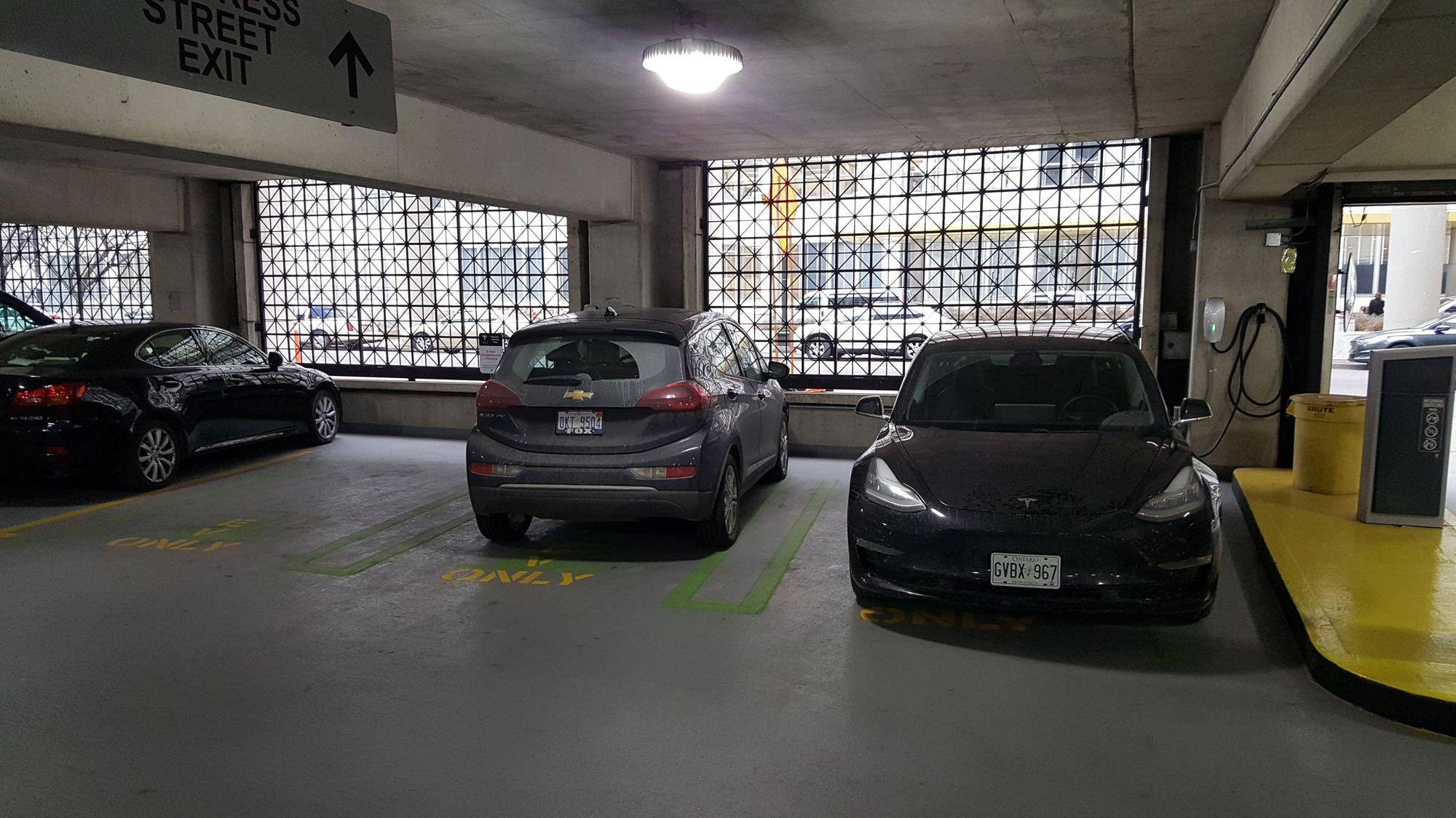 One Detroit Center Garage (1) | Detroit, MI | EV Station