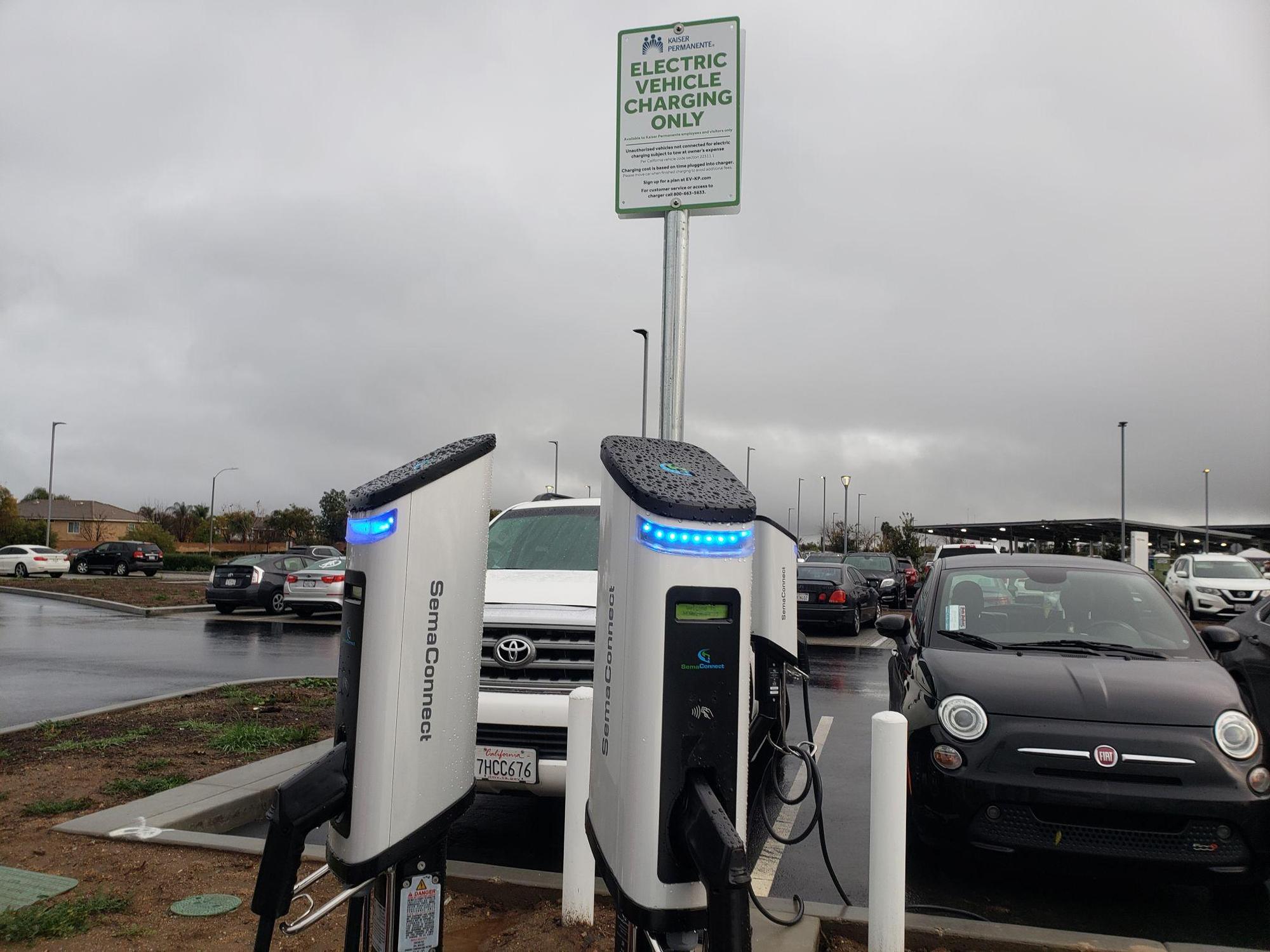Kaiser Murrieta Medical Offices Murrieta, CA EV Station