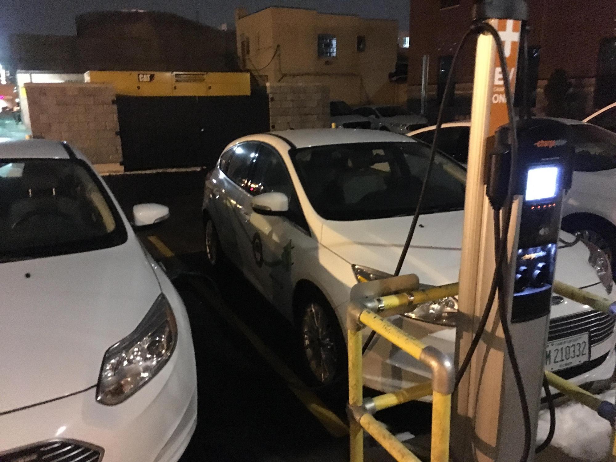 Elmhurst City Hall Elmhurst, IL EV Station