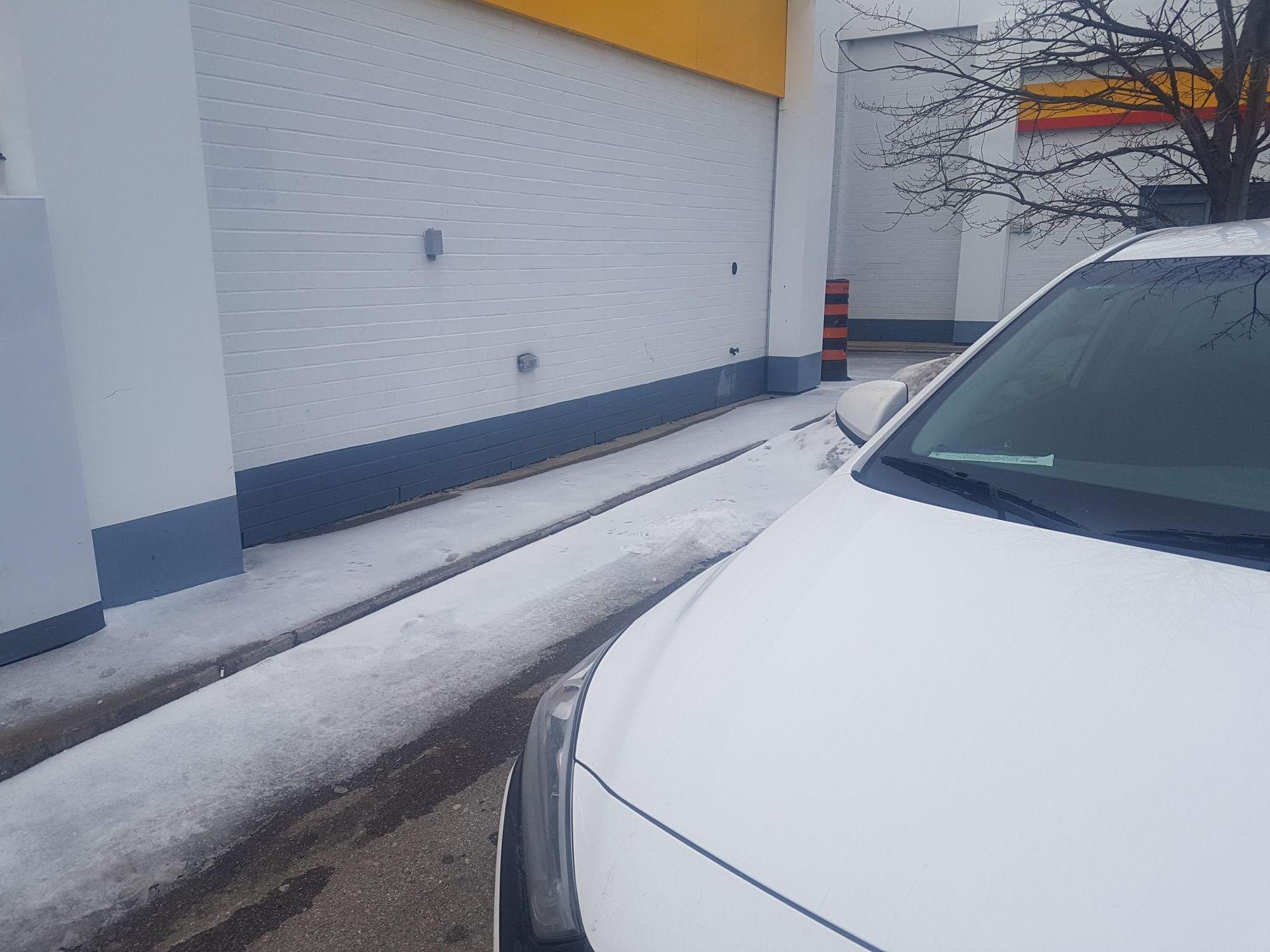 Shell Mississauga, ON EV Station