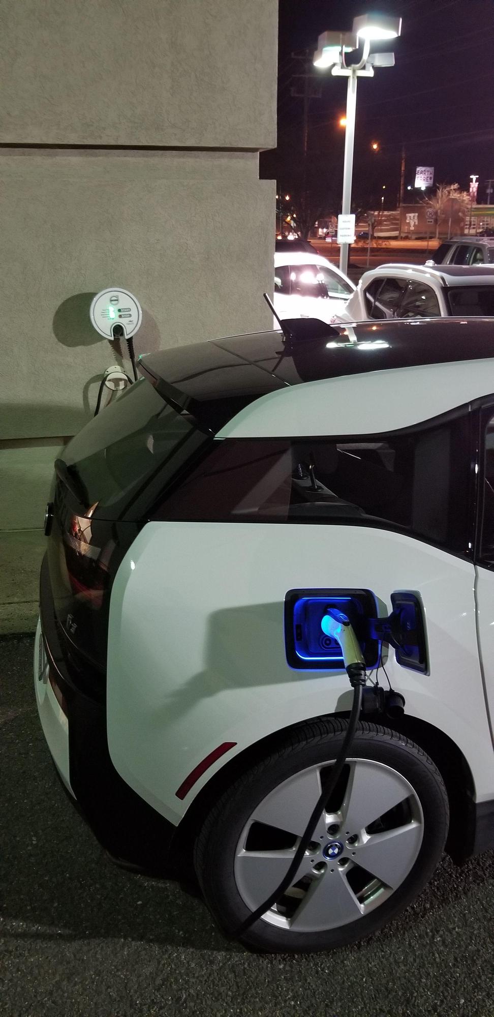 Fairfax Volvo Fairfax, VA EV Station