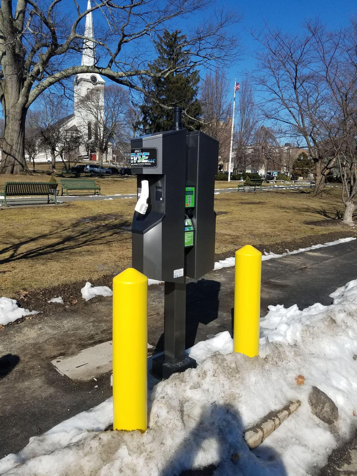 (Offline) Winchester Center Commuter Rail Parking Lot Winchester, MA
