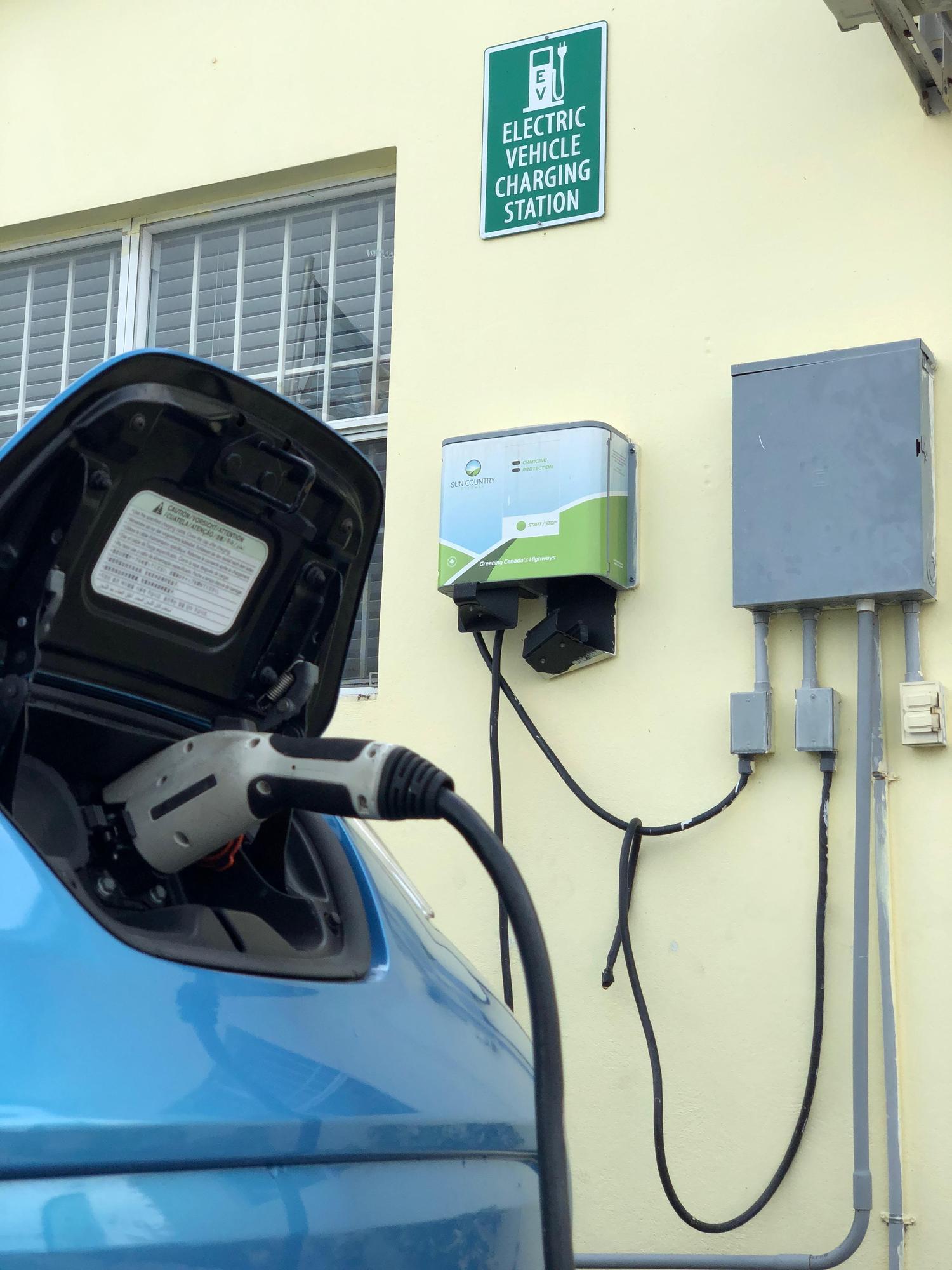 Easy Car Sales Nassau, New Providence EV Station