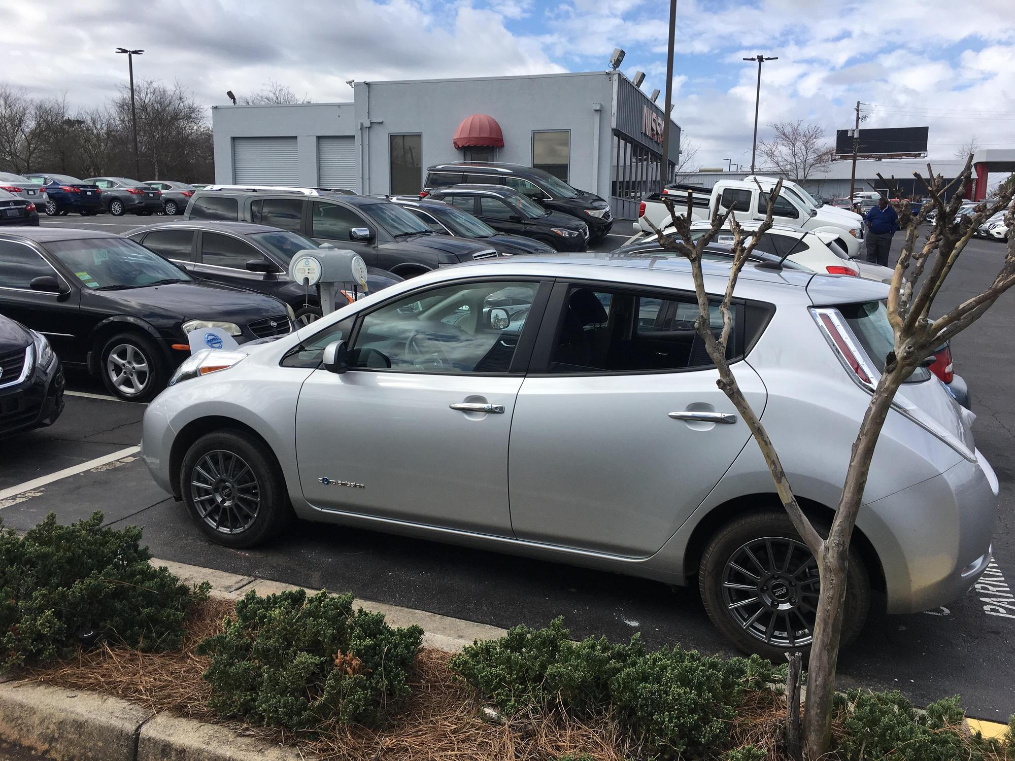 Conyers Nissan Conyers, GA EV Station