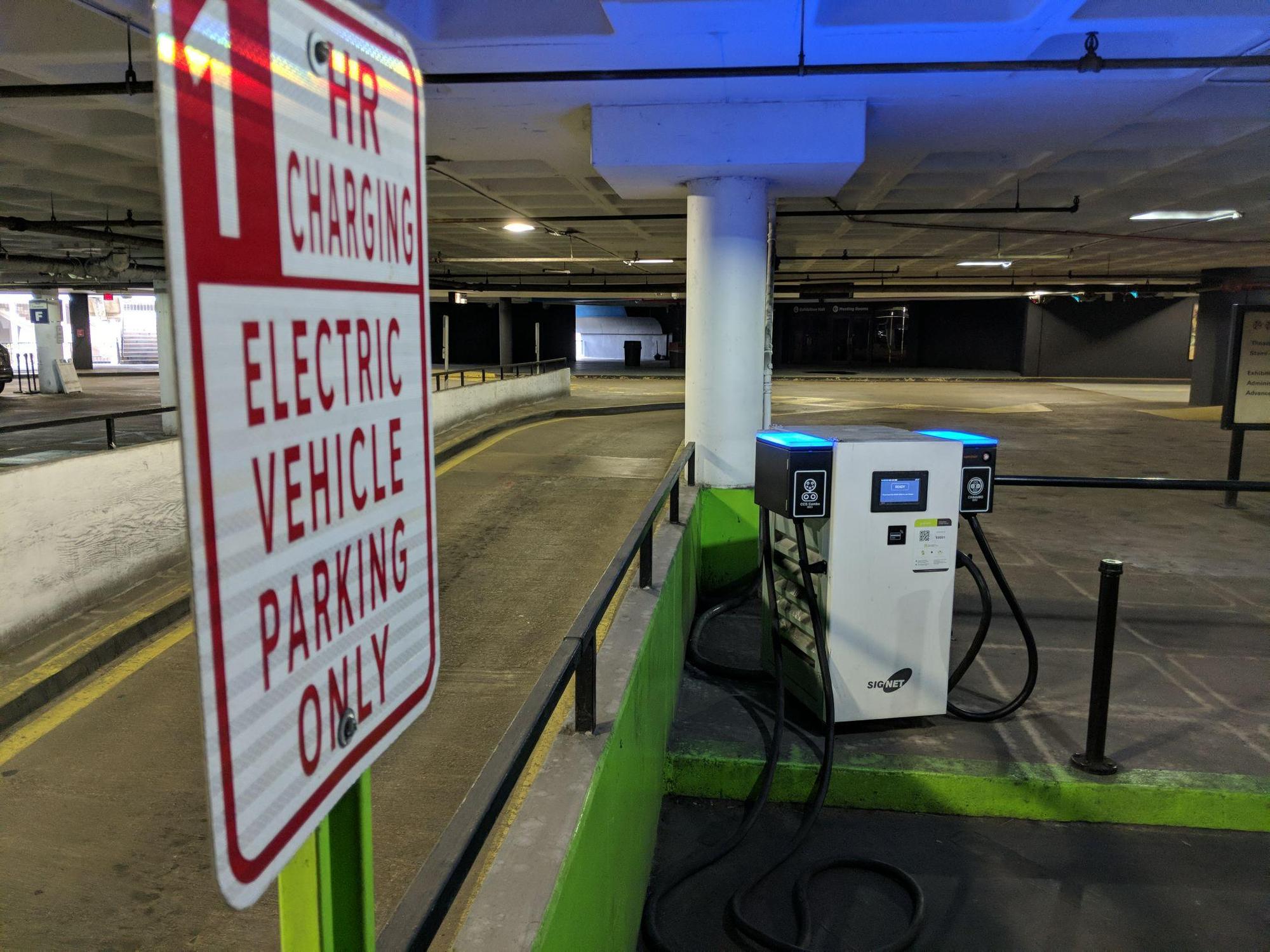 Scope Parking Garage Norfolk, VA EV Station