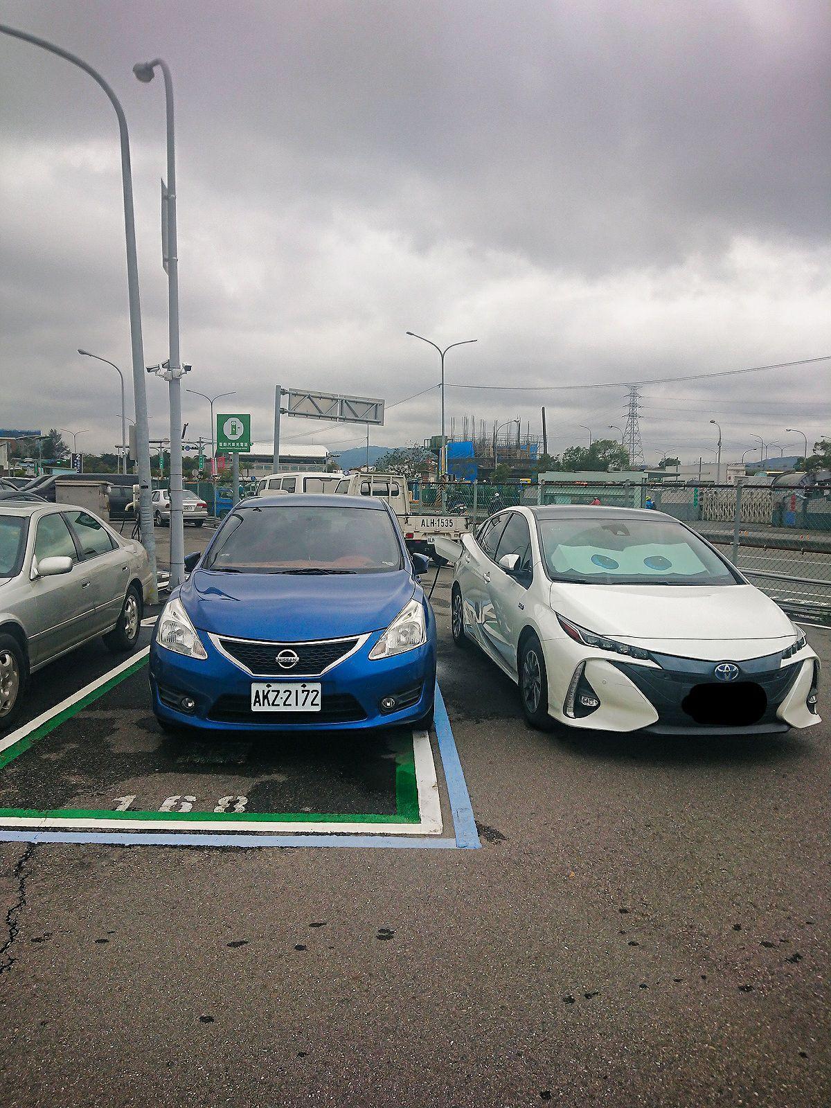 新北市板橋區市立殯儀館旁停車場 Plugshare