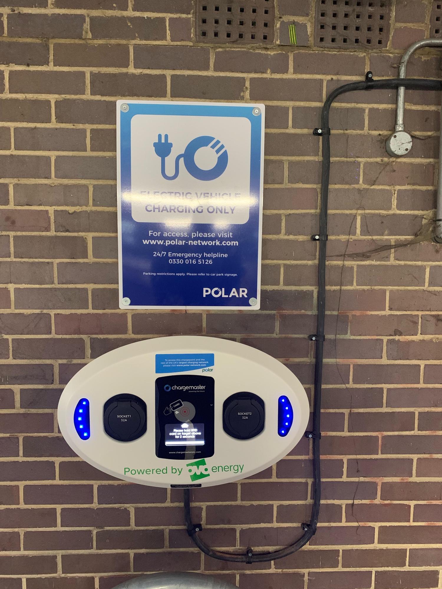 Queen Street Car Park Queen Street, Bedford, MK40 2HA EV Station