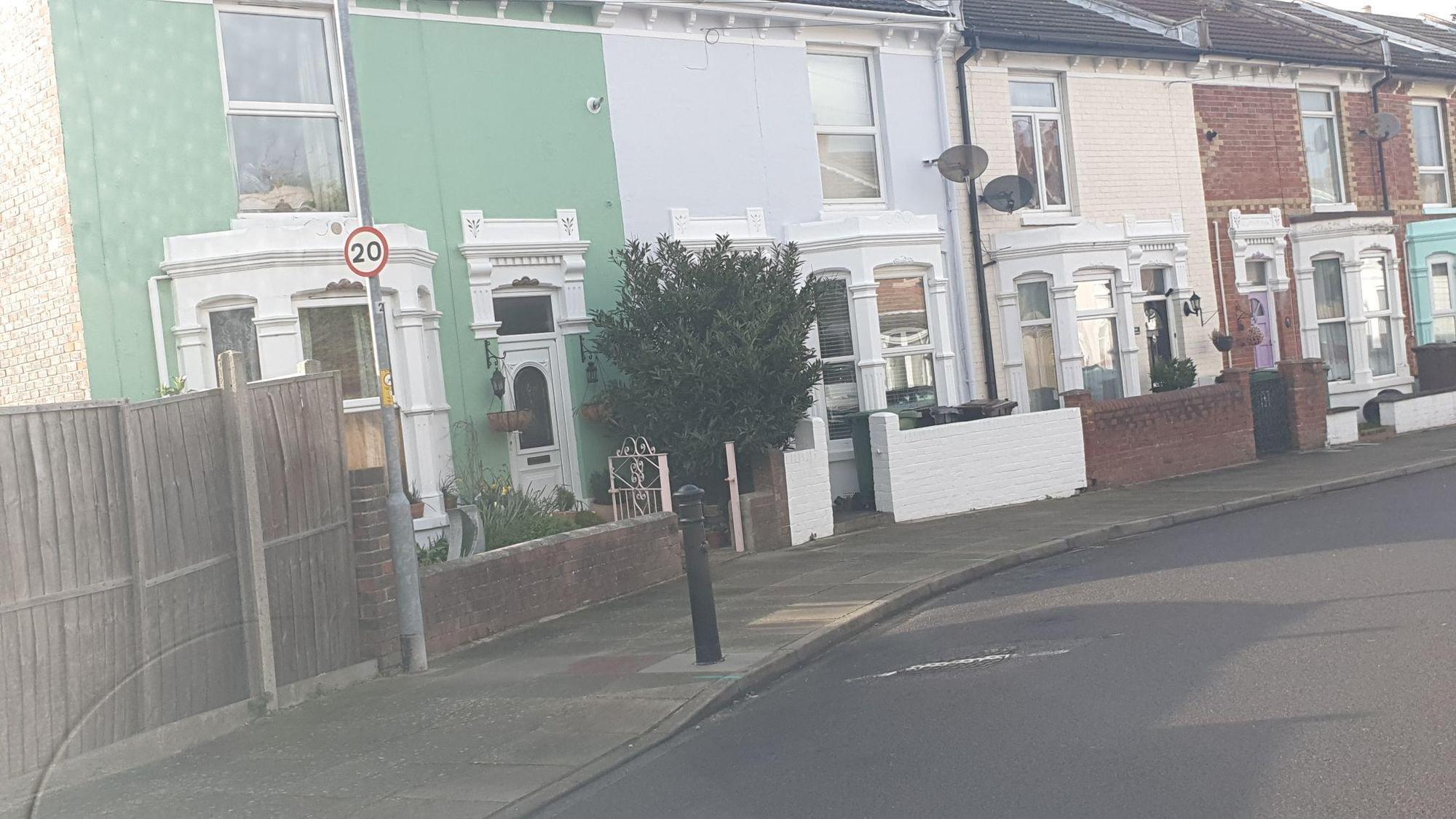 3 Fordingbridge Road Parking Soon) Portsmouth, England EV