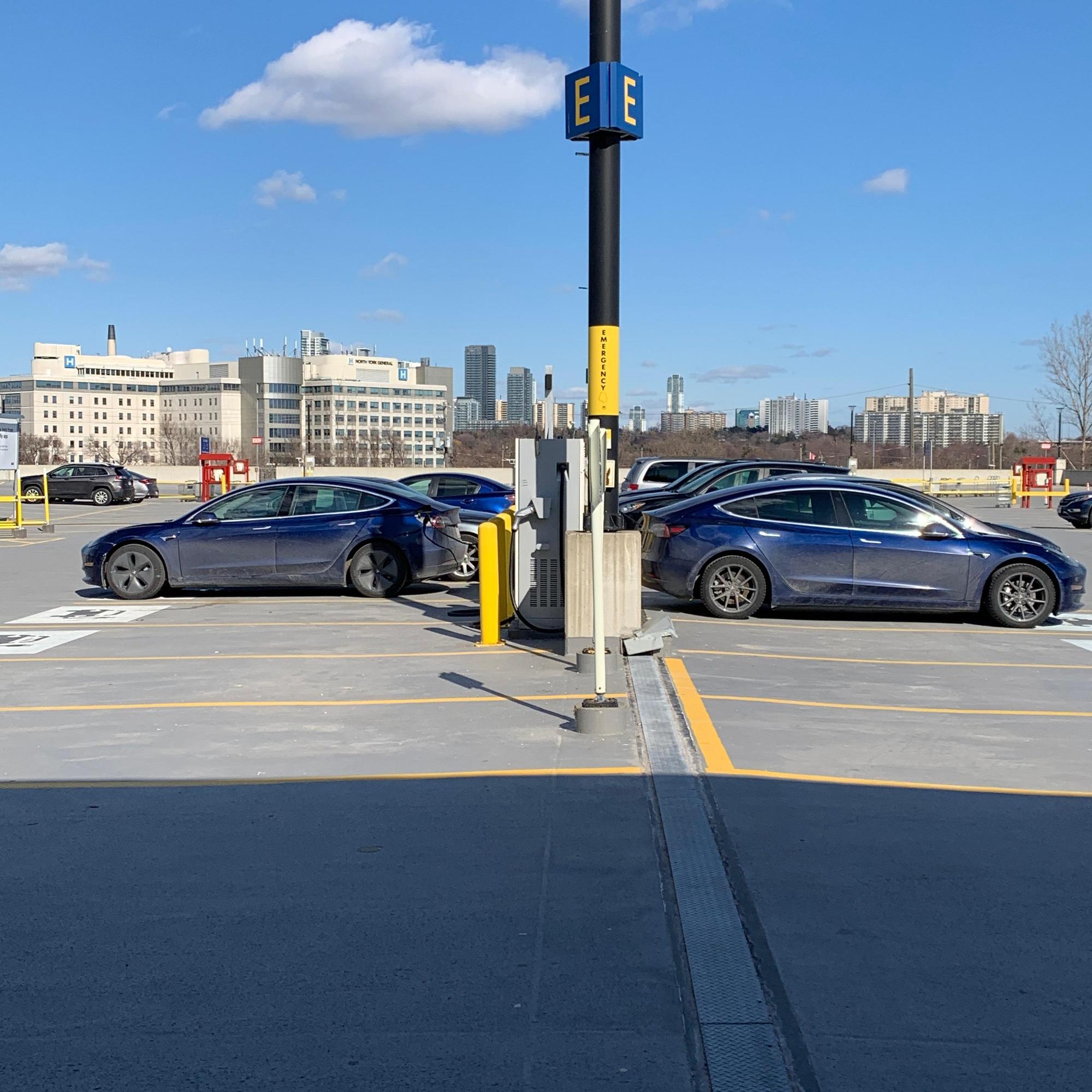 IKEA North York Toronto, ON EV Station