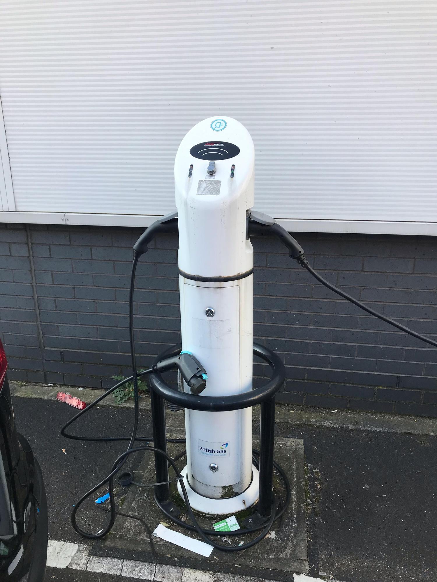 Renault Bolton Bolton, England EV Station