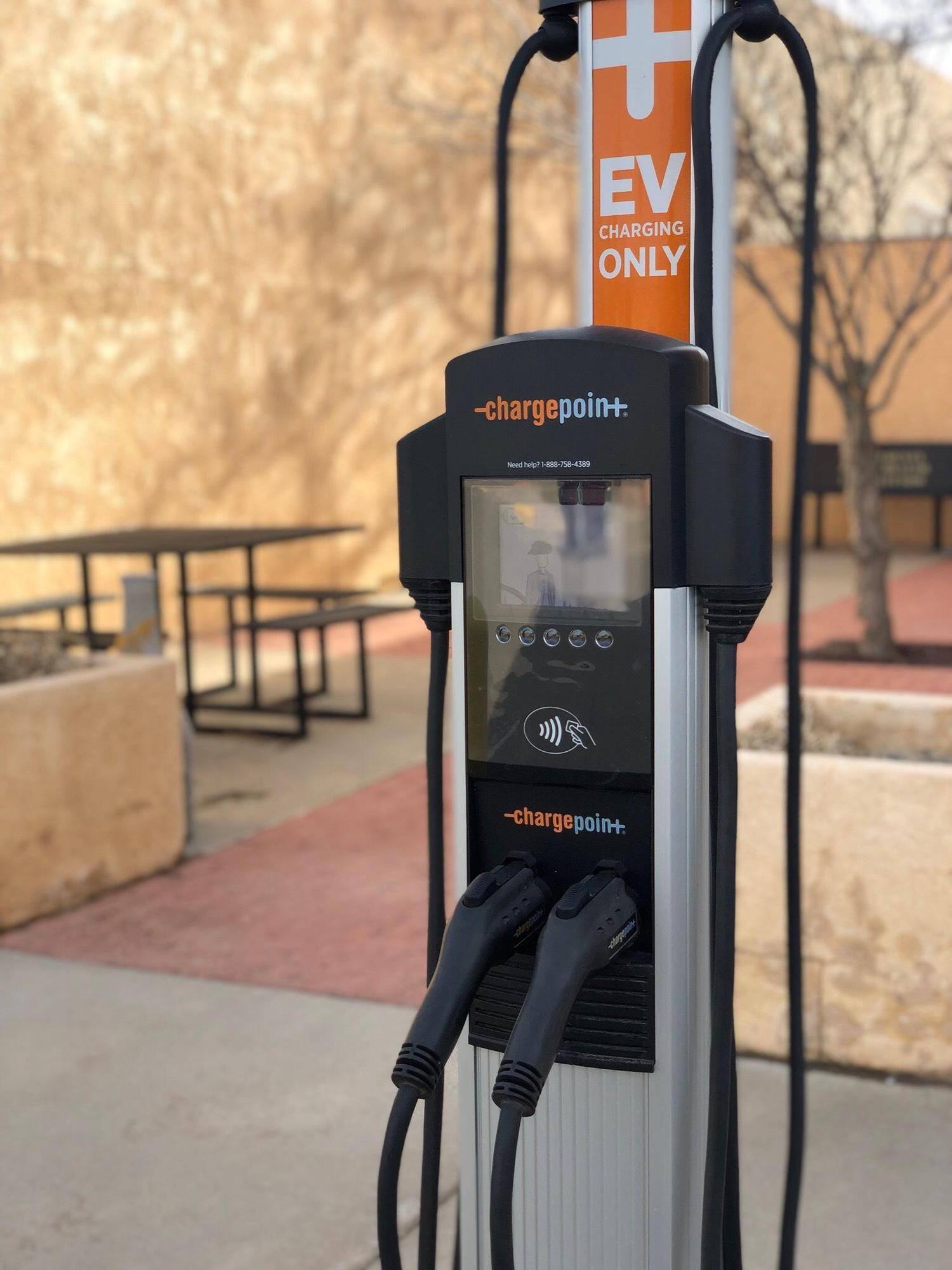 Las Animas‎ City Hall Las Animas, CO EV Station