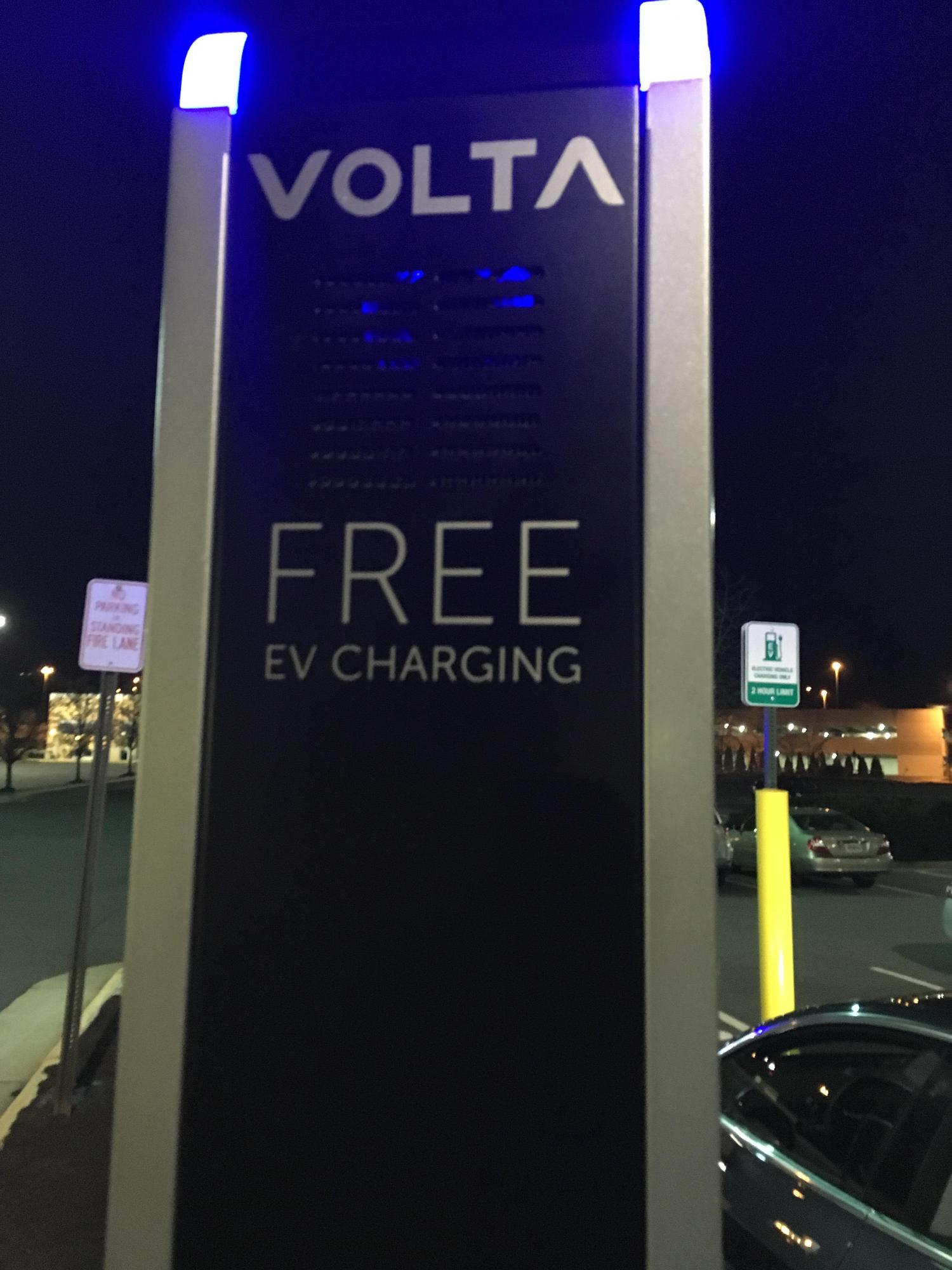 East Market Kohl's Fairfax, VA EV Station