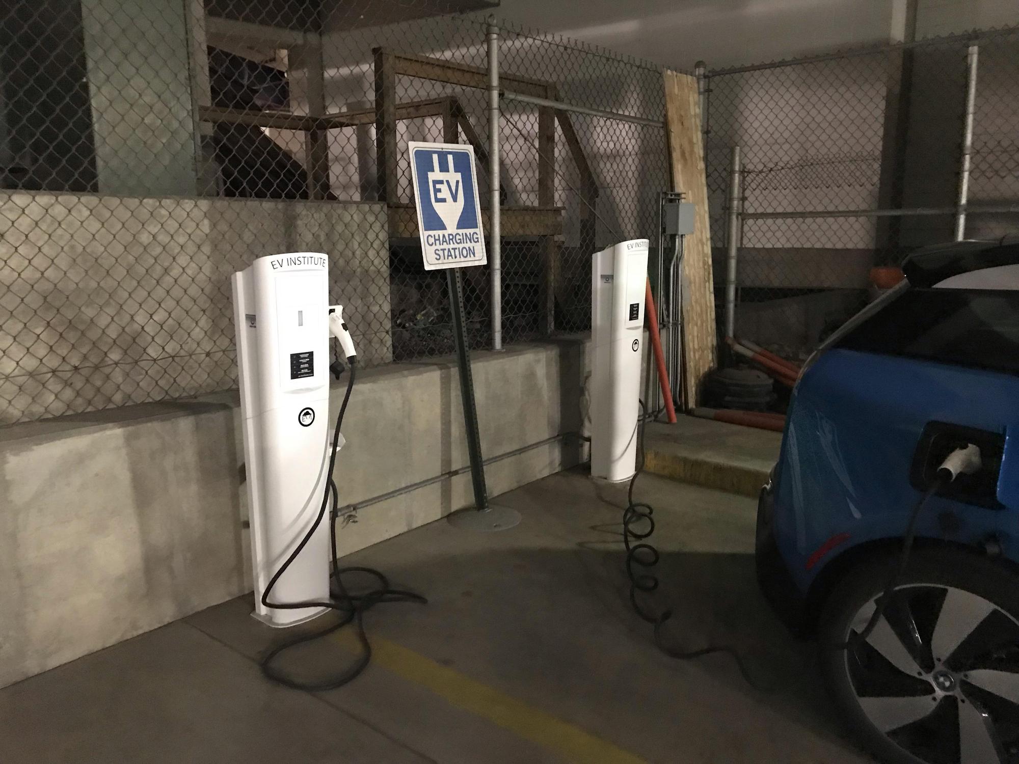Penn Station Parking Garage Baltimore, MD EV Station