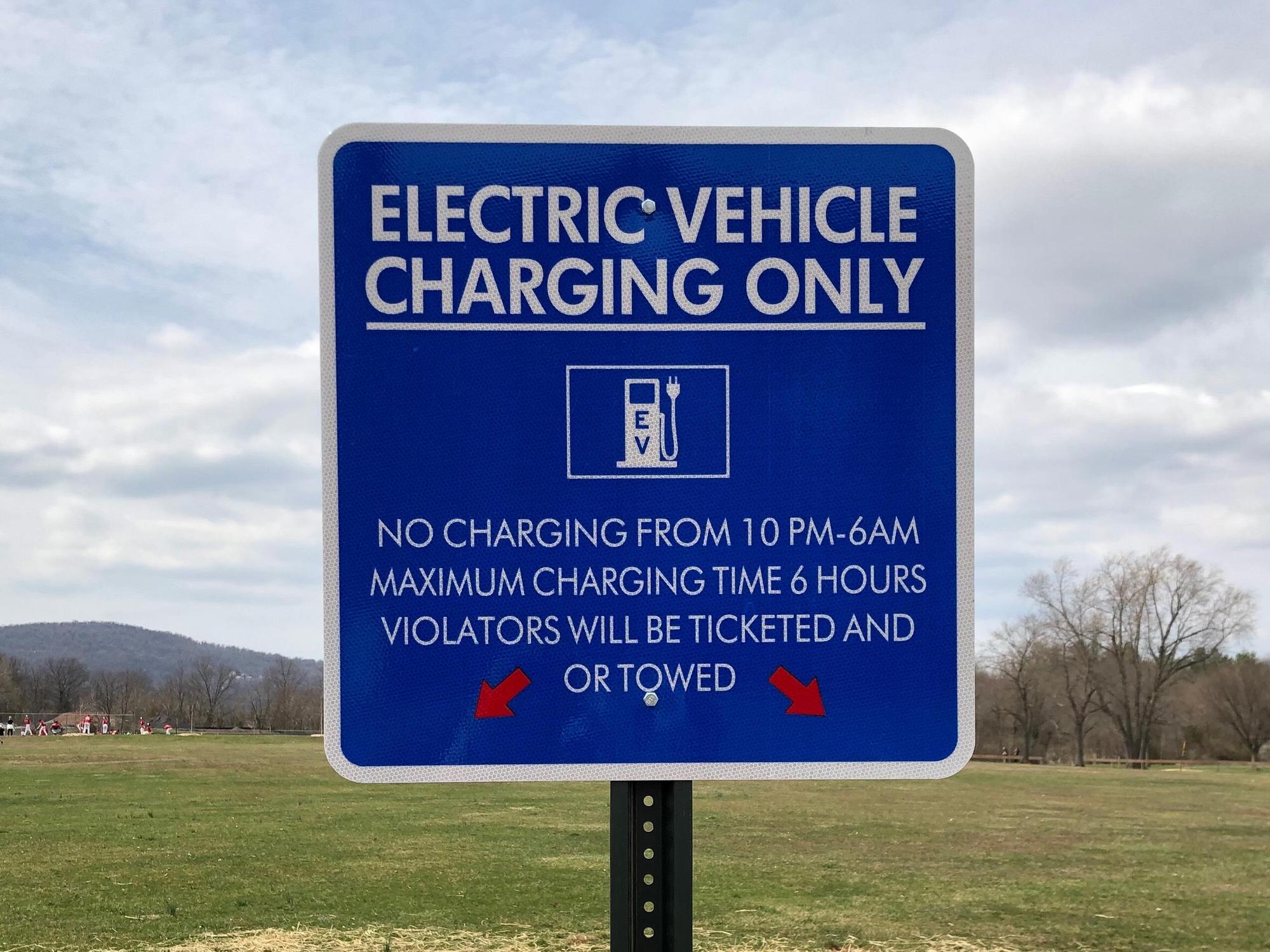 Emmitsburg Town Office Emmitsburg, MD EV Station