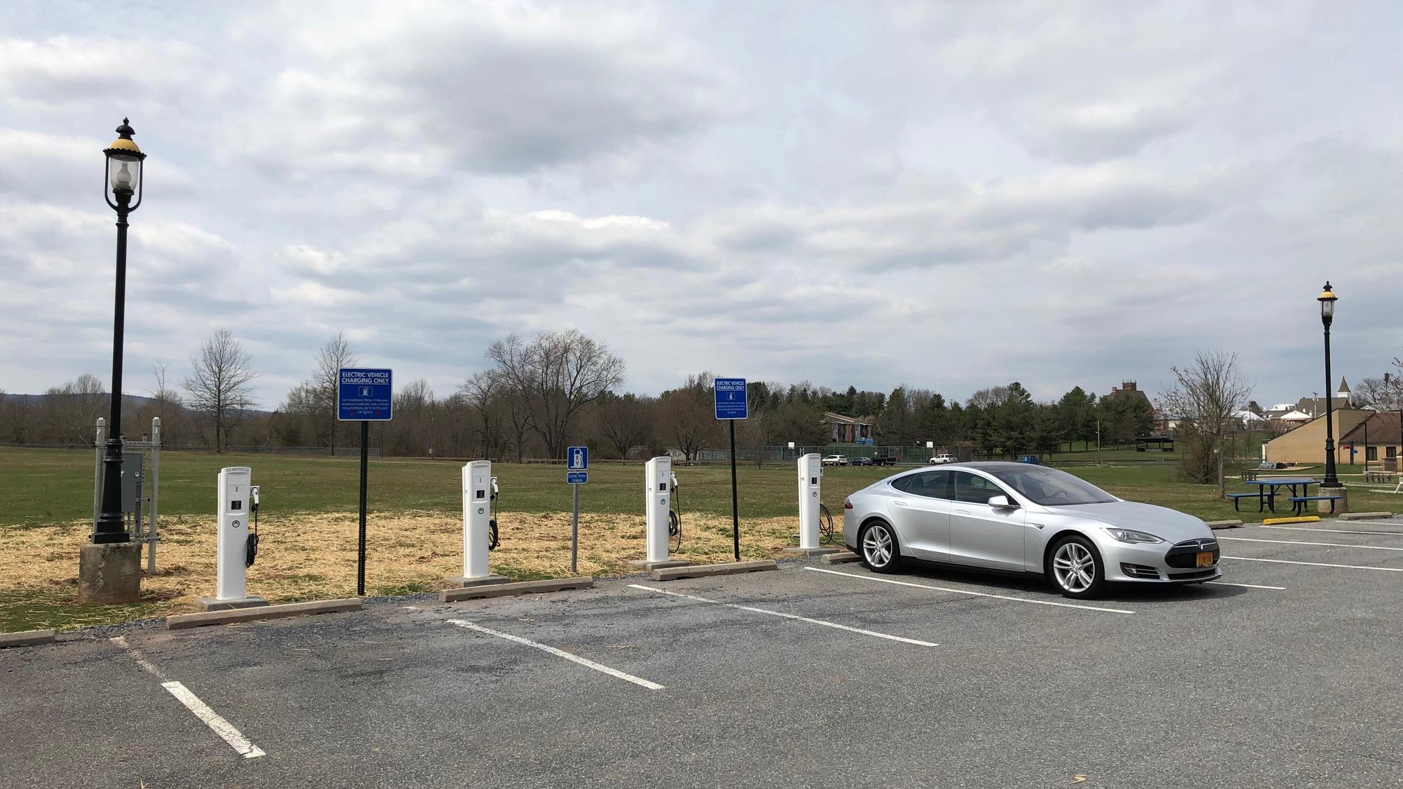 Emmitsburg Town Office Emmitsburg, MD EV Station