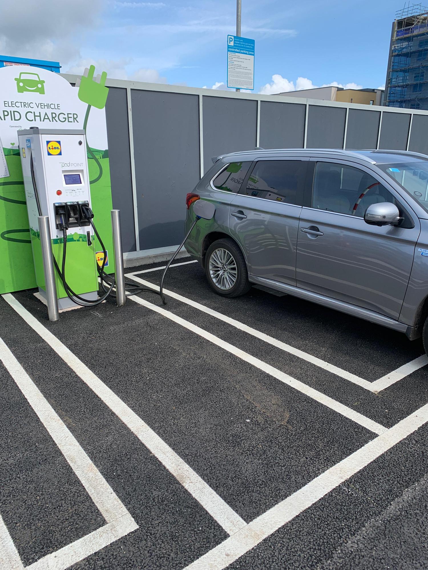 Lidl White Rock Way, Paignton, TQ4 7AZ, United Kingdom EV Station