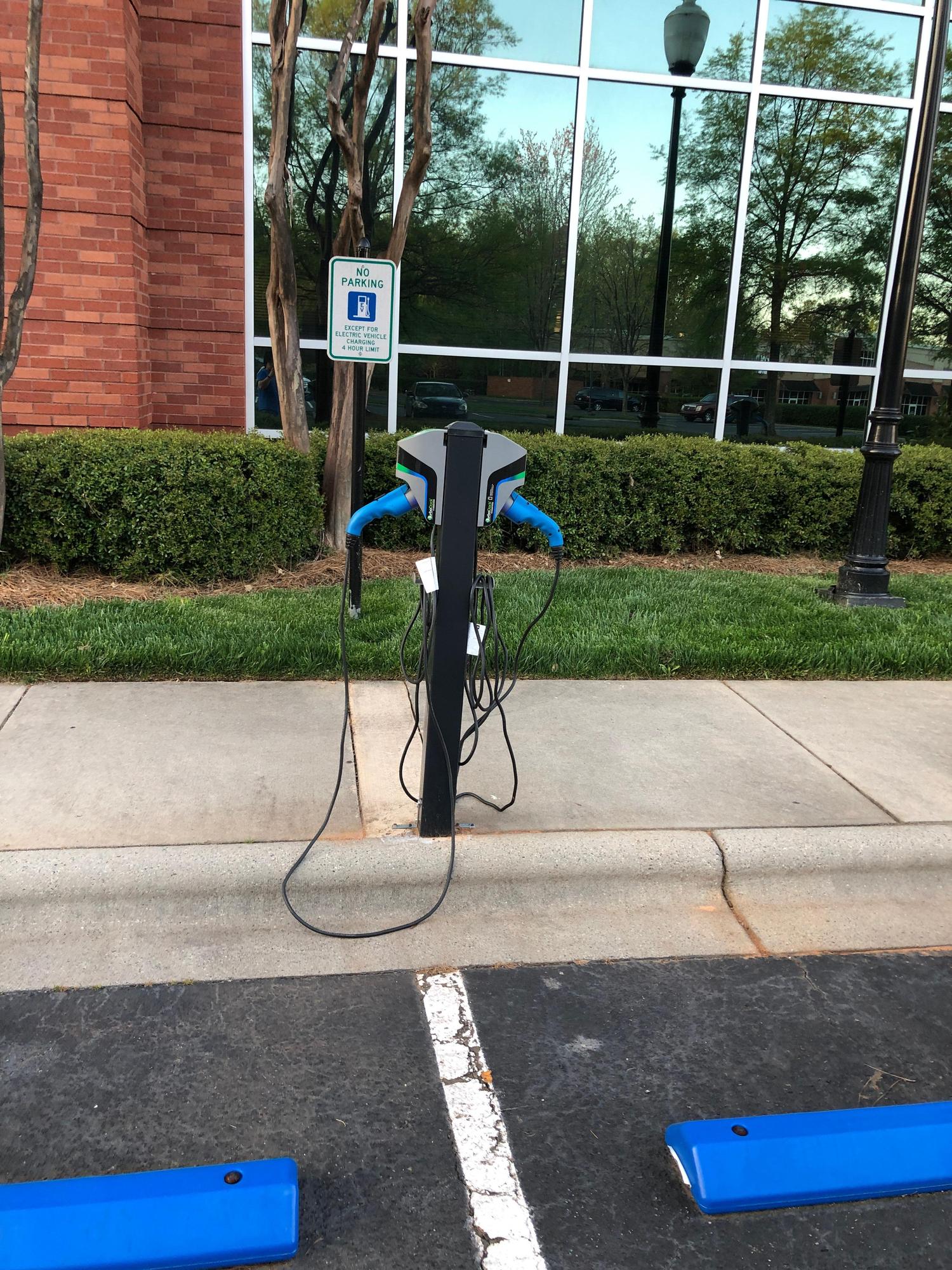 Office Complex Charlotte, NC EV Station