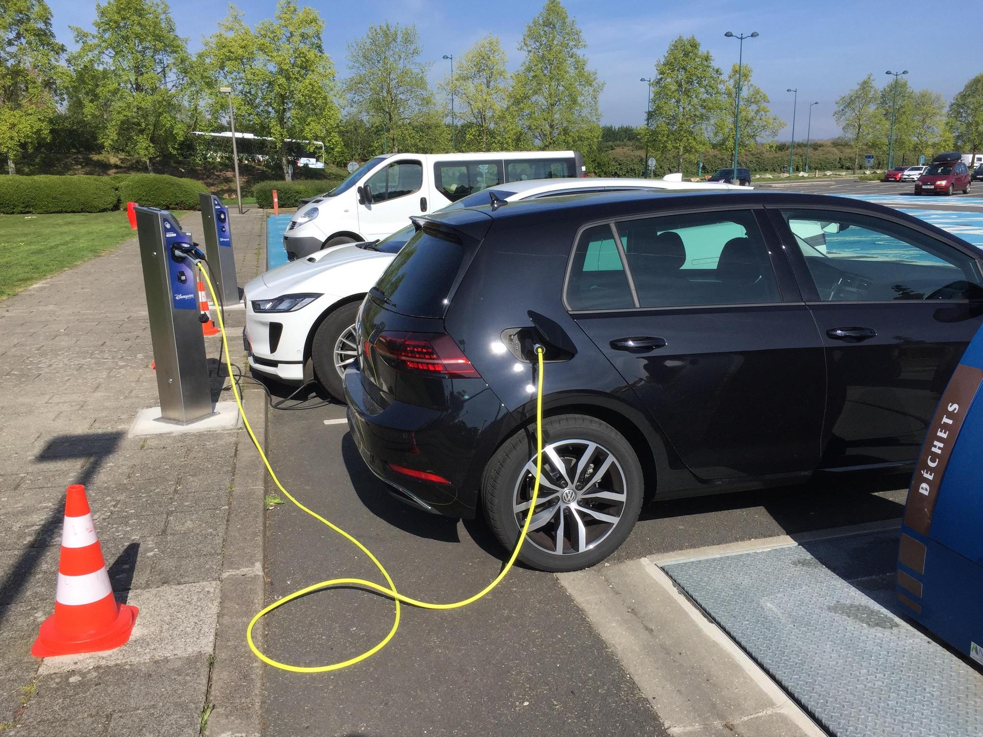 Disneyland Paris Main Car Park Chessy, IDF EV Station