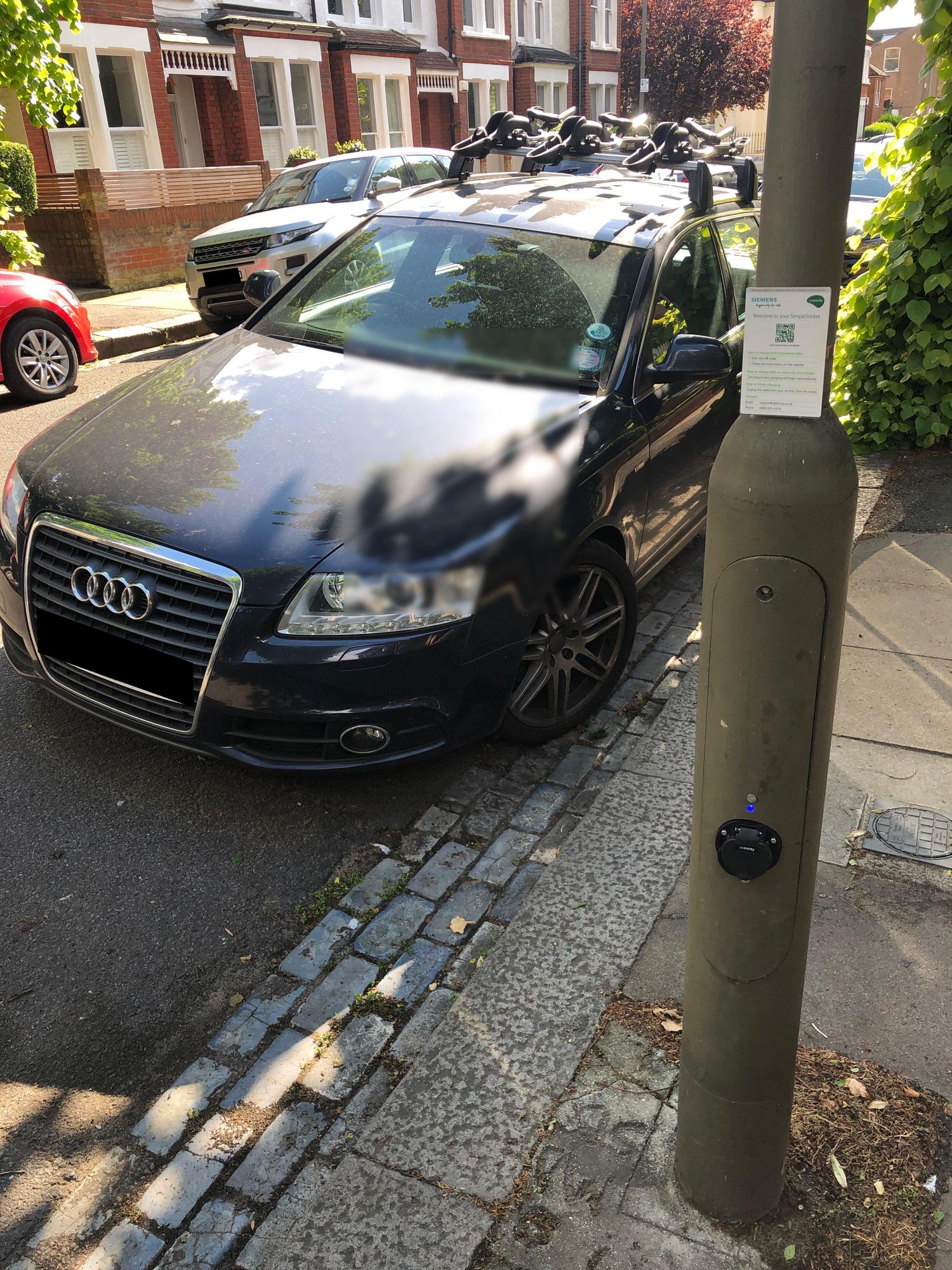 2 Killarney Road Parking 2 Killarney Road, London, SW18 2DX, GBR EV