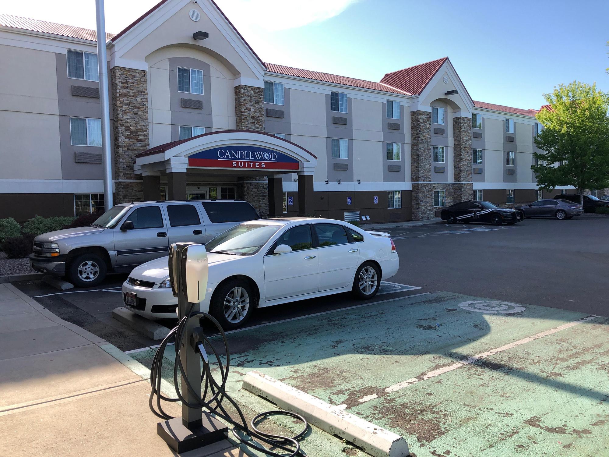Candlewood Suites Meridian Meridian, ID EV Station