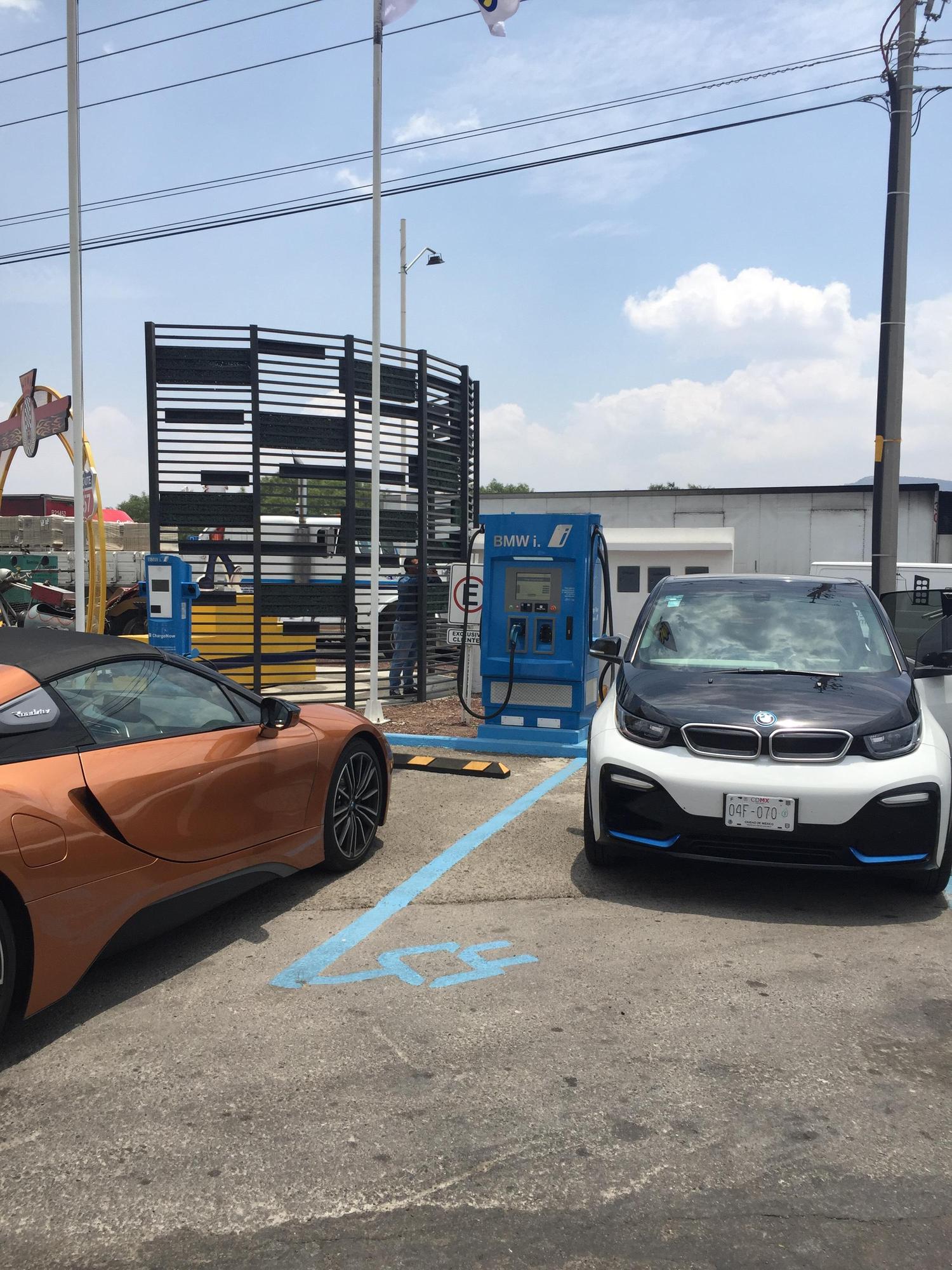 MaxiGas Ojo de Agua, Gto. EV Station