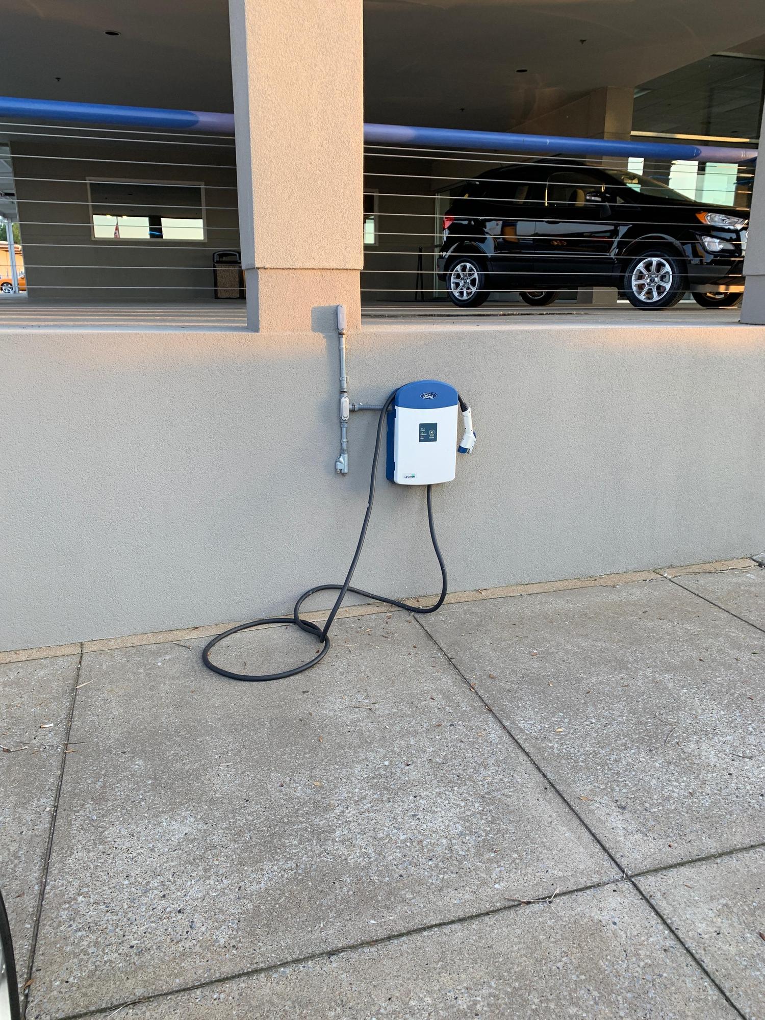 Paducah Ford Paducah, KY EV Station