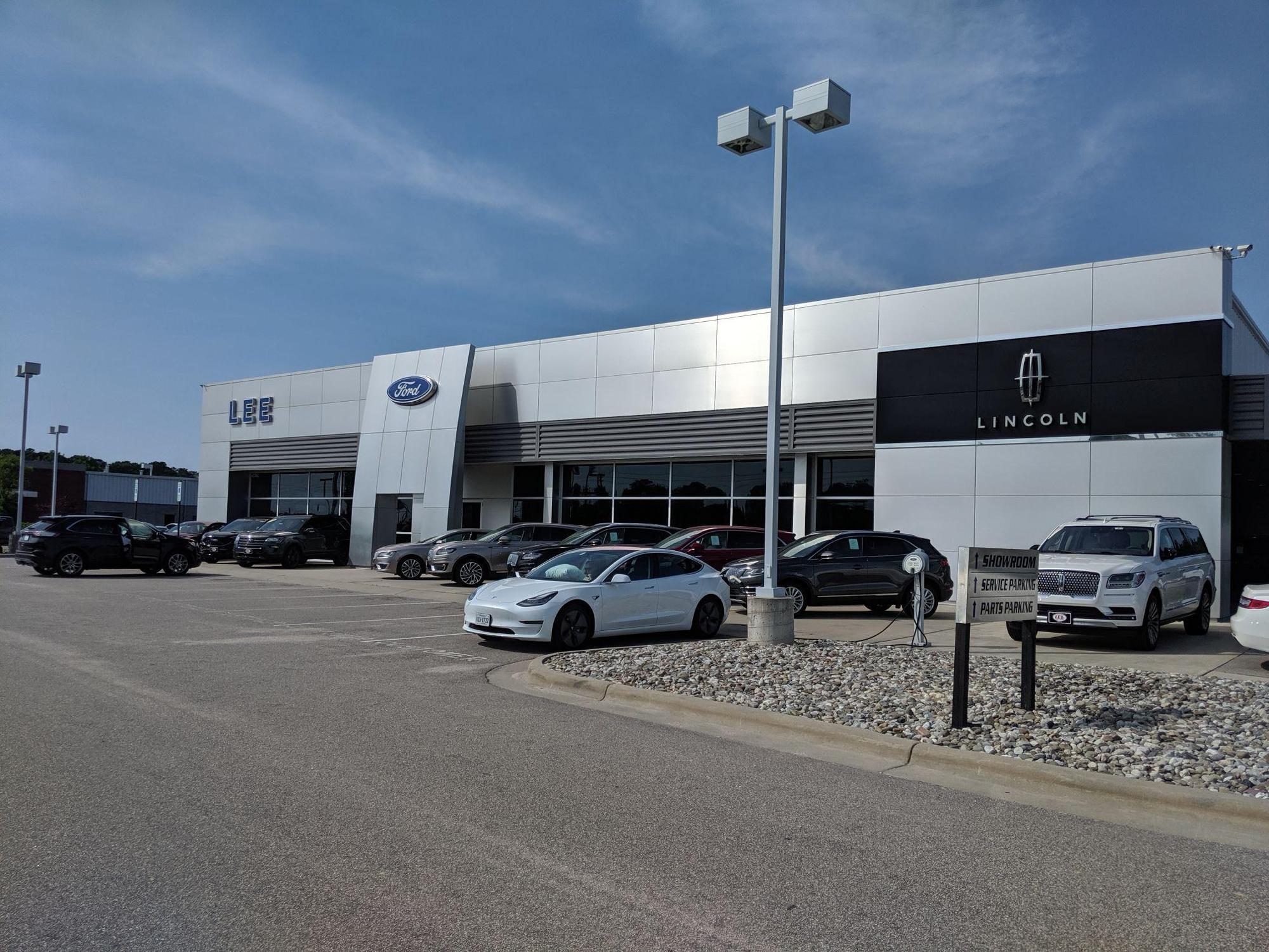 Lee Ford Lincoln Wilson, NC EV Station