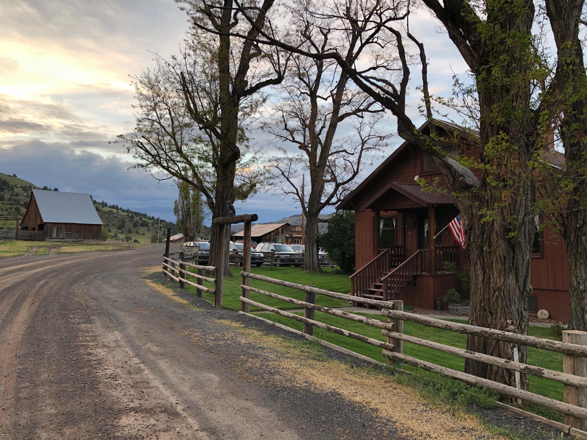 Wilson Ranch Retreat Fossil, OR EV Station