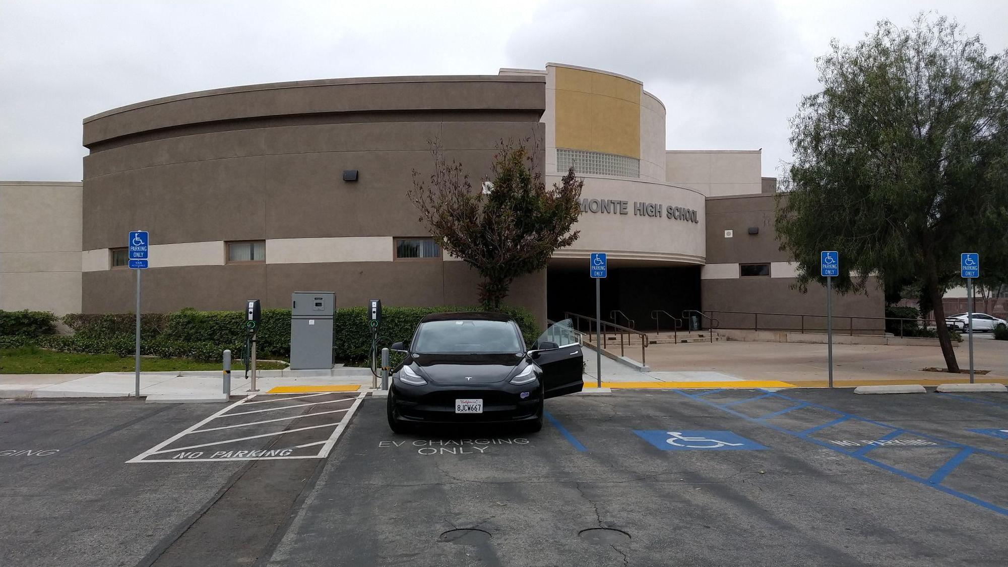 El Monte Union High School El Monte, CA EV Station