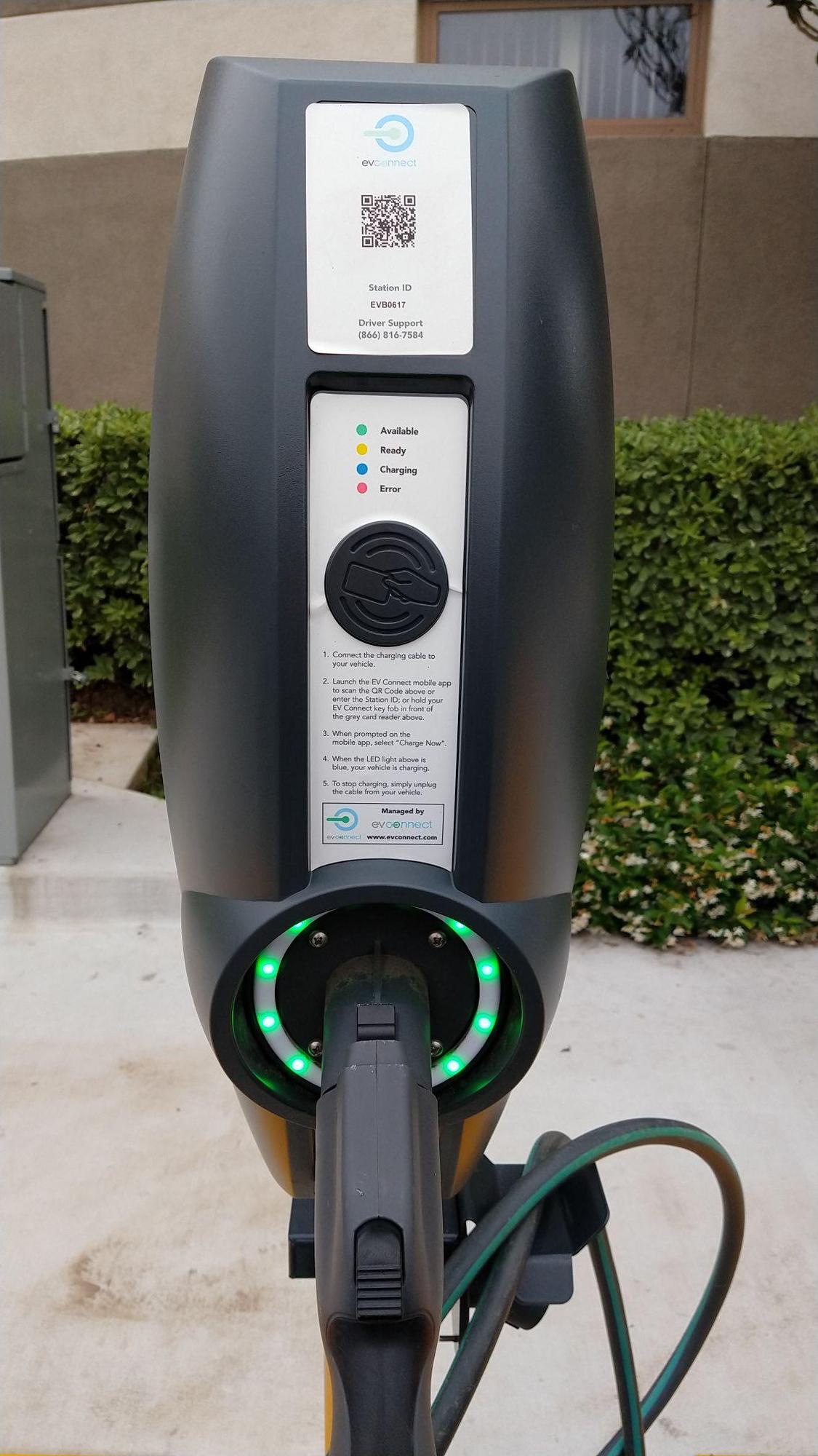 El Monte Union High School | El Monte, CA | EV Station