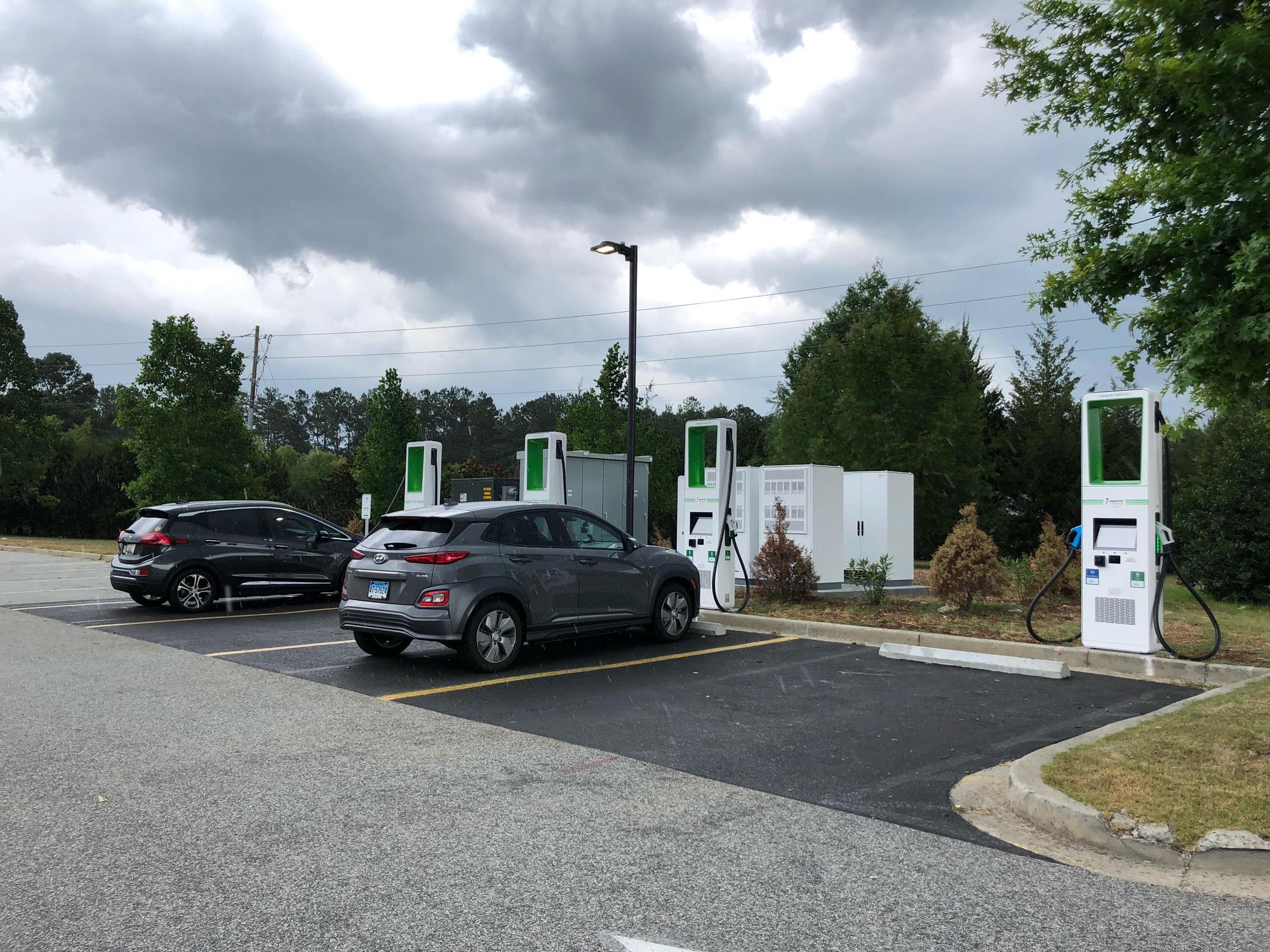 Walmart Supercenter Walterboro, SC EV Station