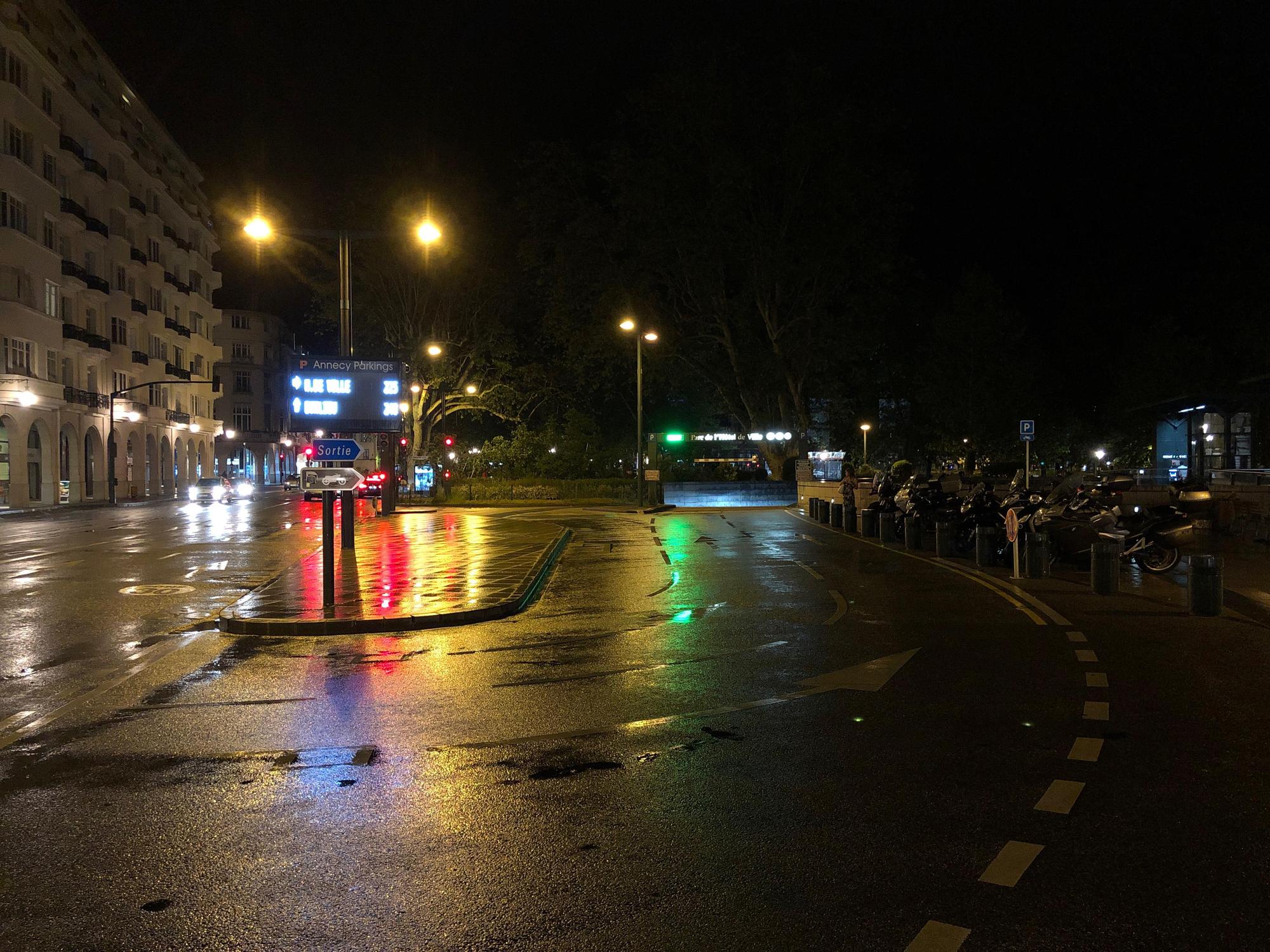 Parking de l’Hotel de Ville Annecy,