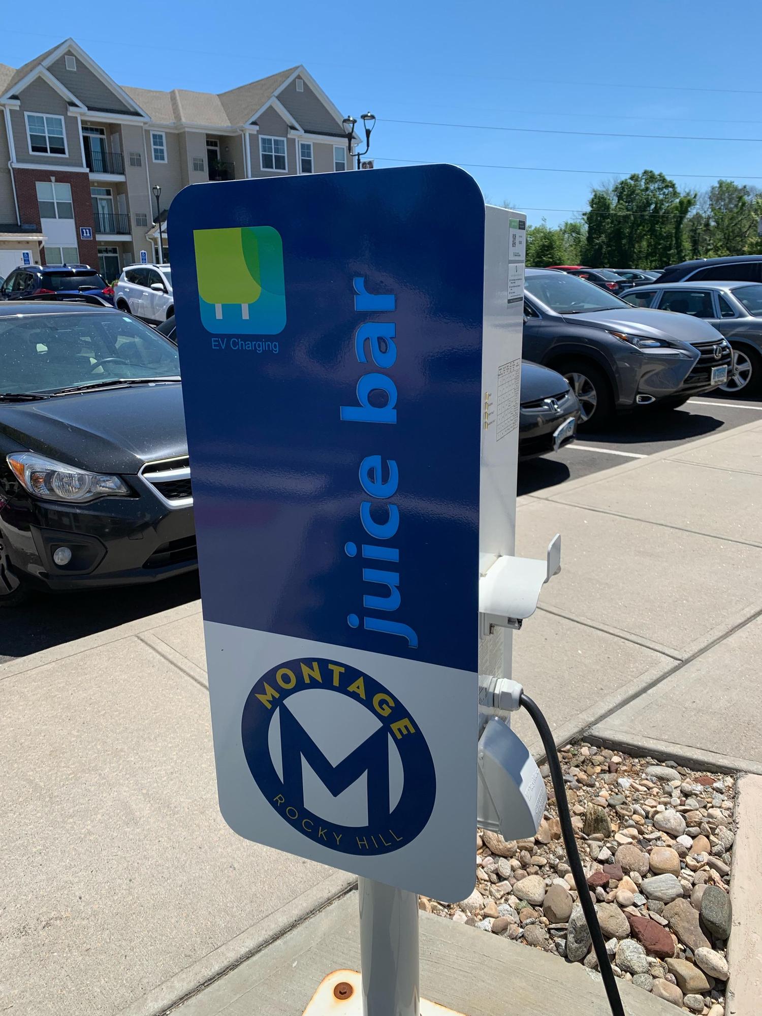 Montage Apartments Rocky Hill, CT EV Station